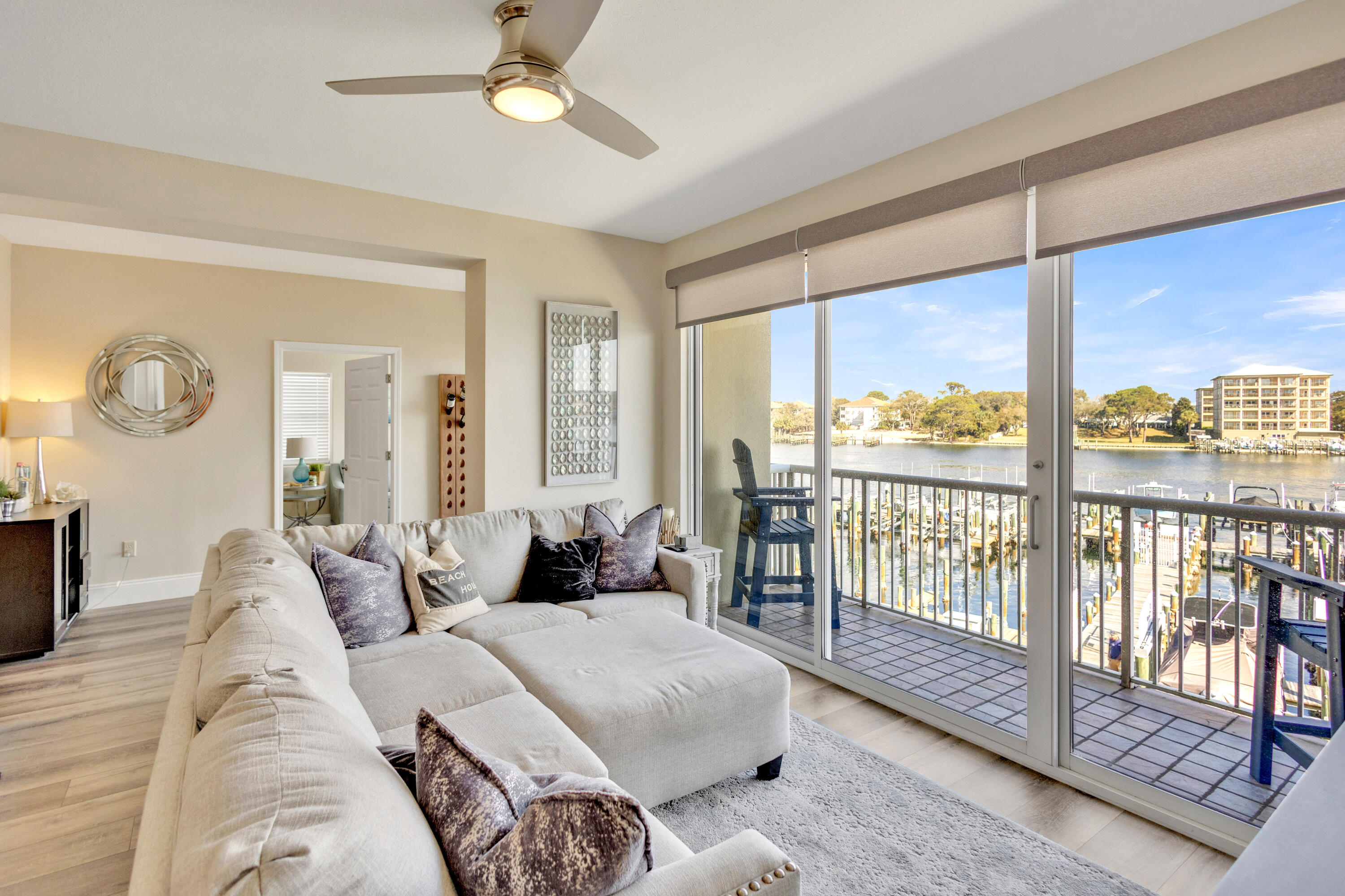 PALM COURT YACHT CLUB - Residential