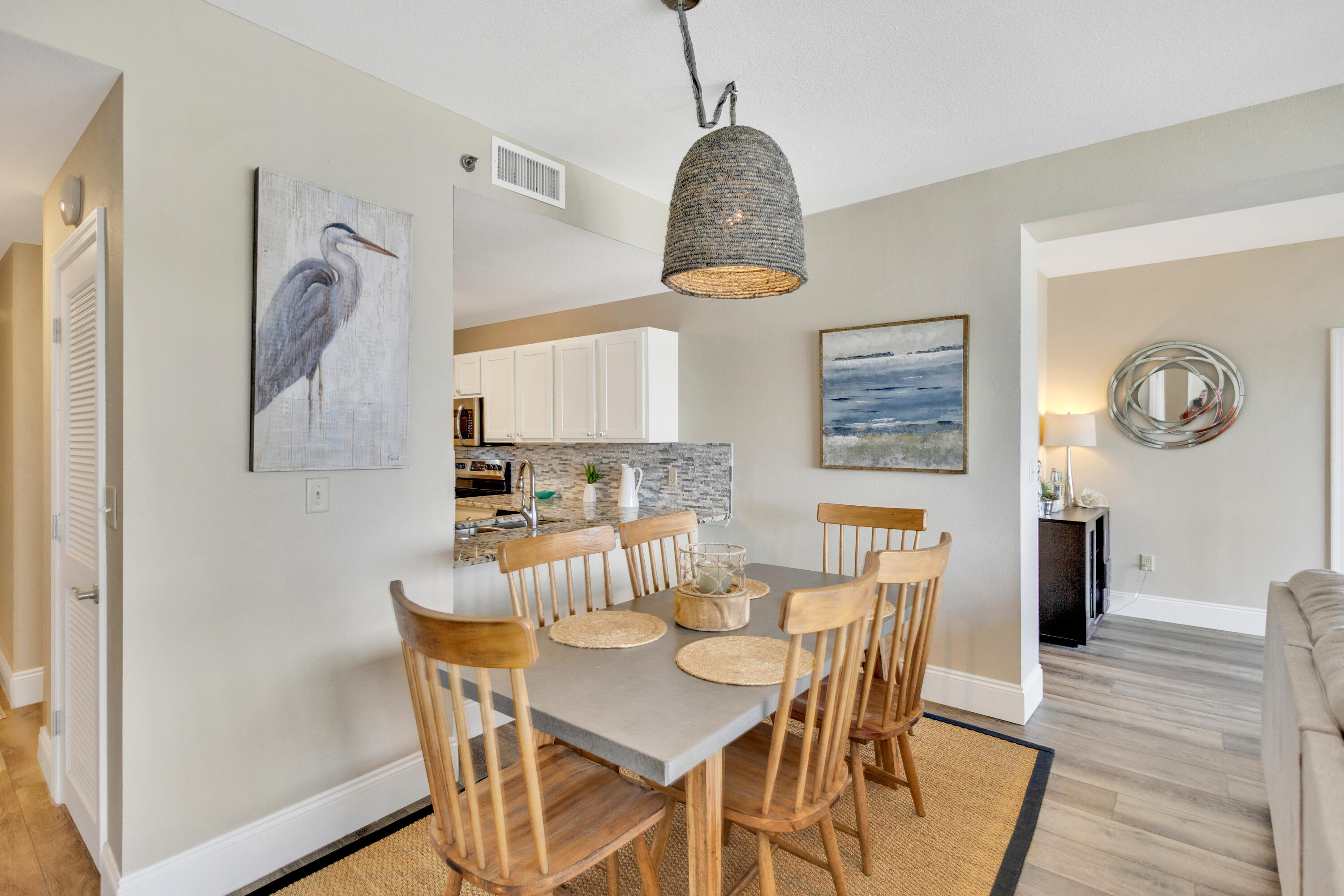 PALM COURT YACHT CLUB - Residential