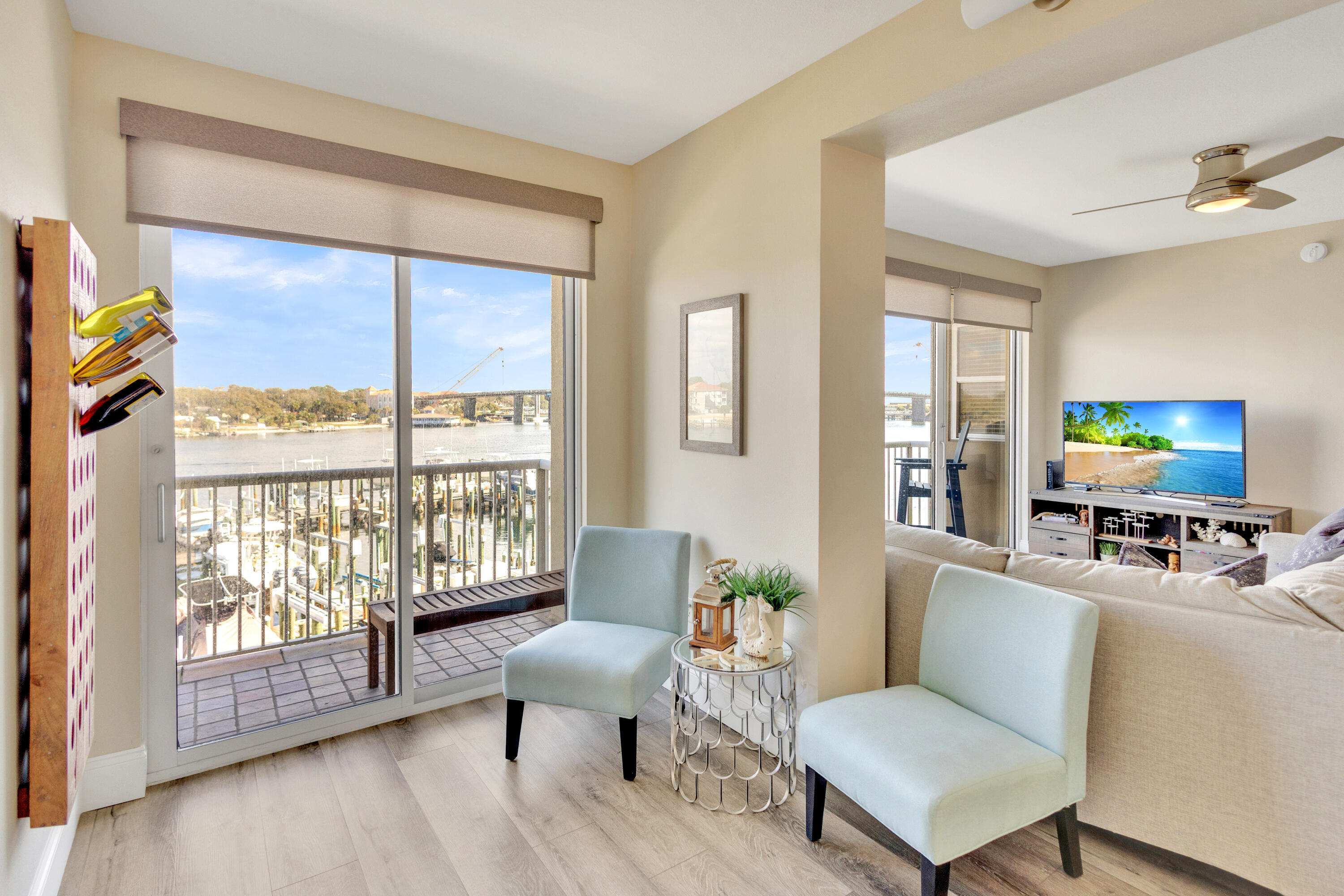 PALM COURT YACHT CLUB - Residential