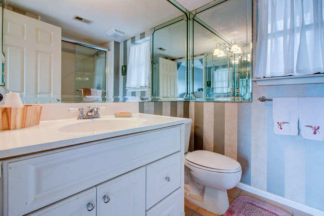 HARBOUR POINT CONDO - Residential