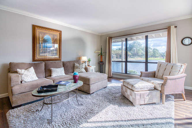 HARBOUR POINT CONDO - Residential