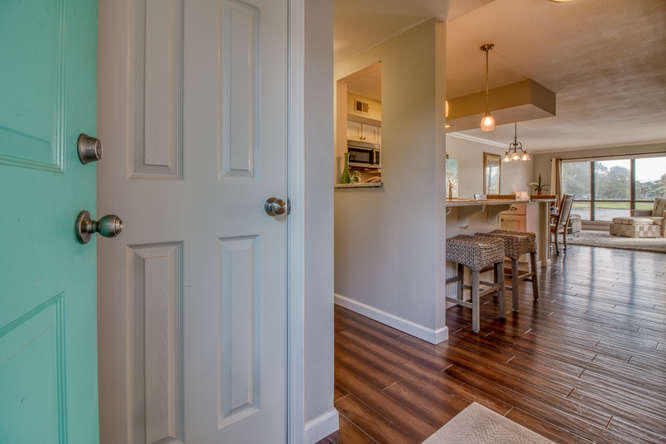 HARBOUR POINT CONDO - Residential