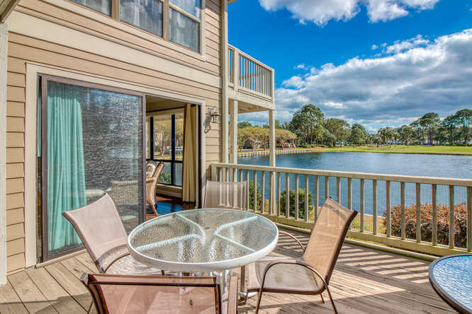 HARBOUR POINT CONDO - Residential