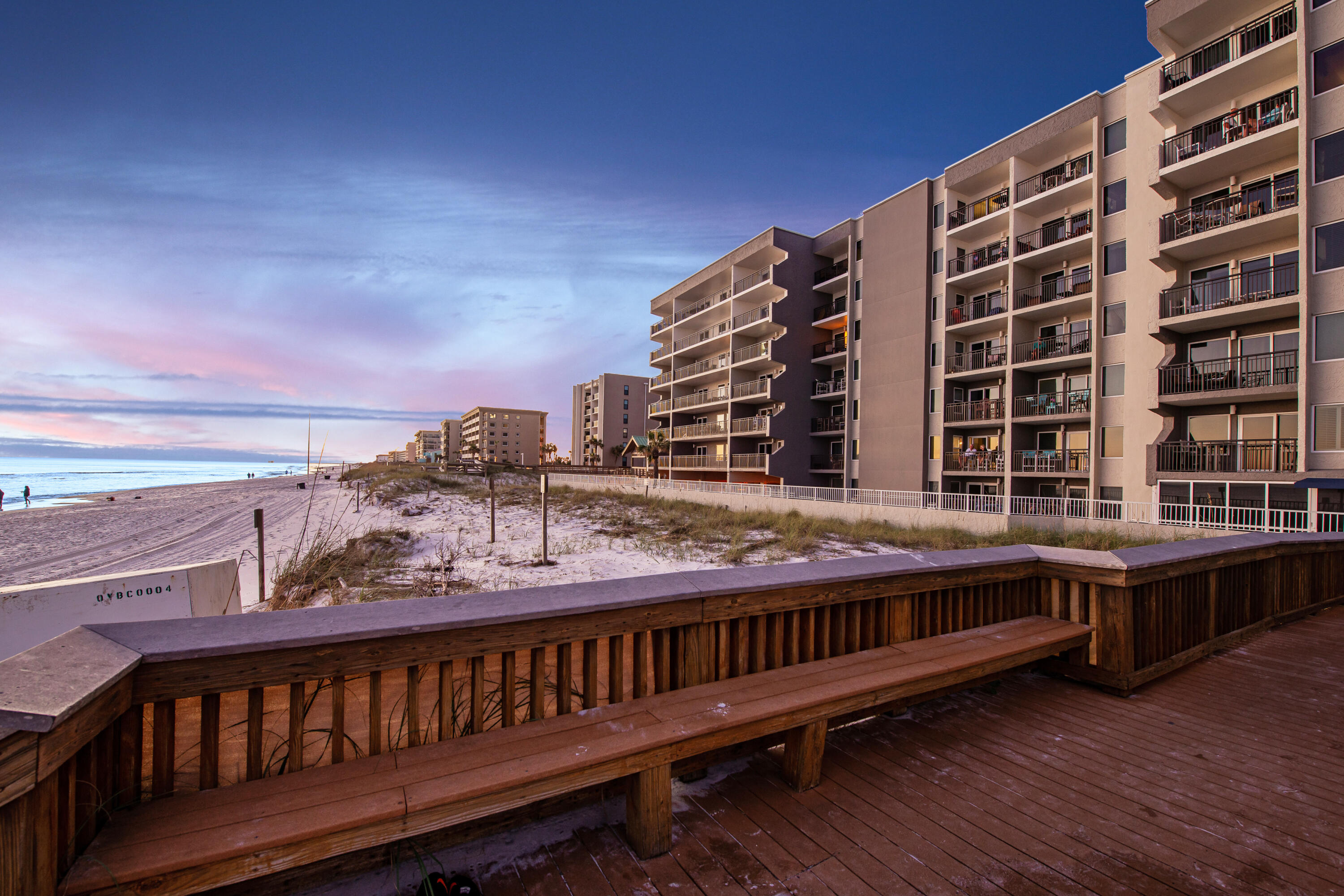 ISLAND ECHOS CONDOMINIUM - Residential
