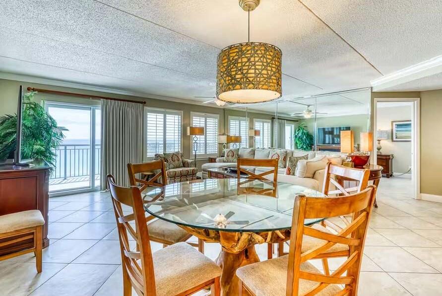 ISLAND ECHOS CONDOMINIUM - Residential