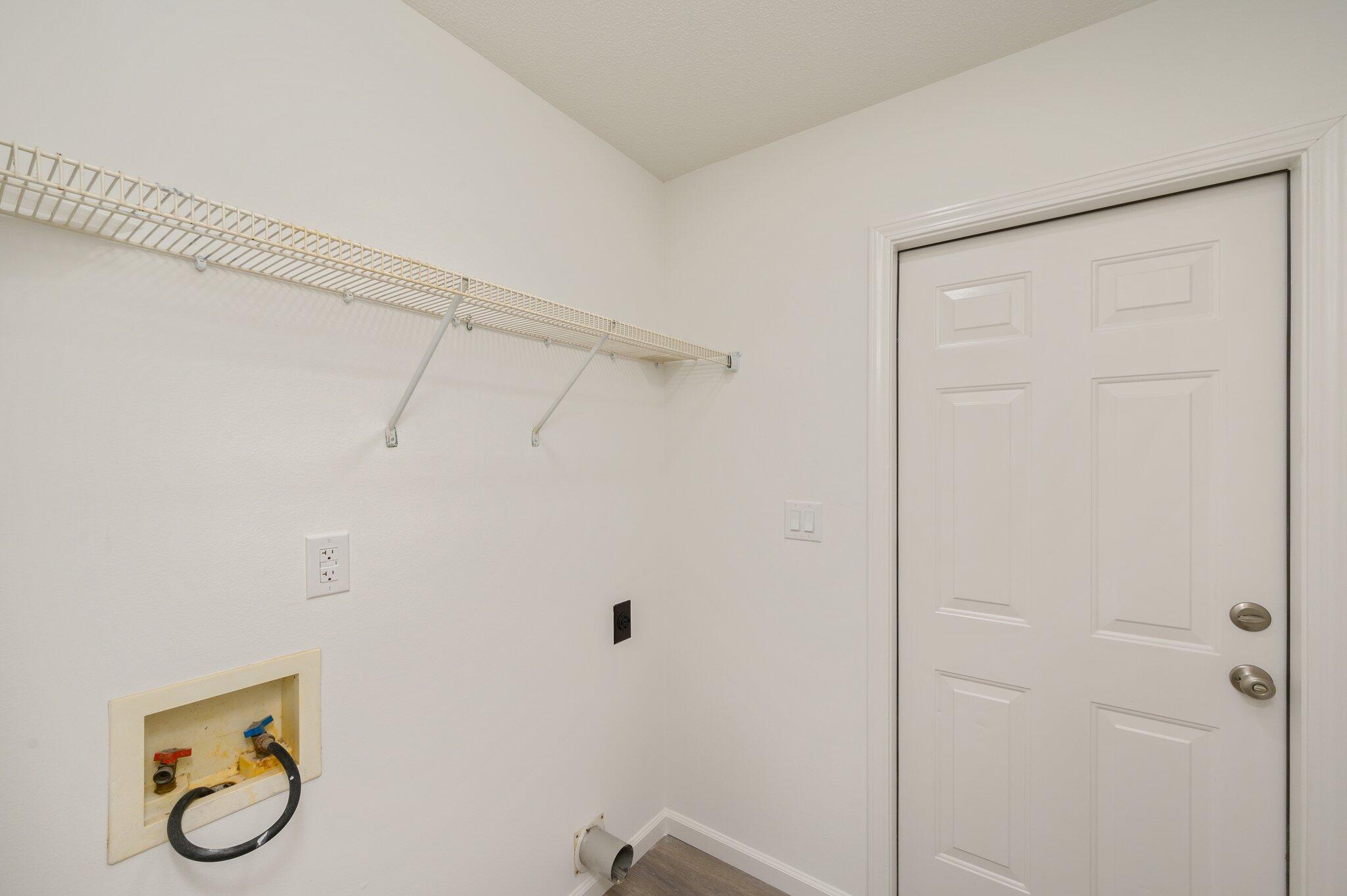 ADAMS POWELL - Residential