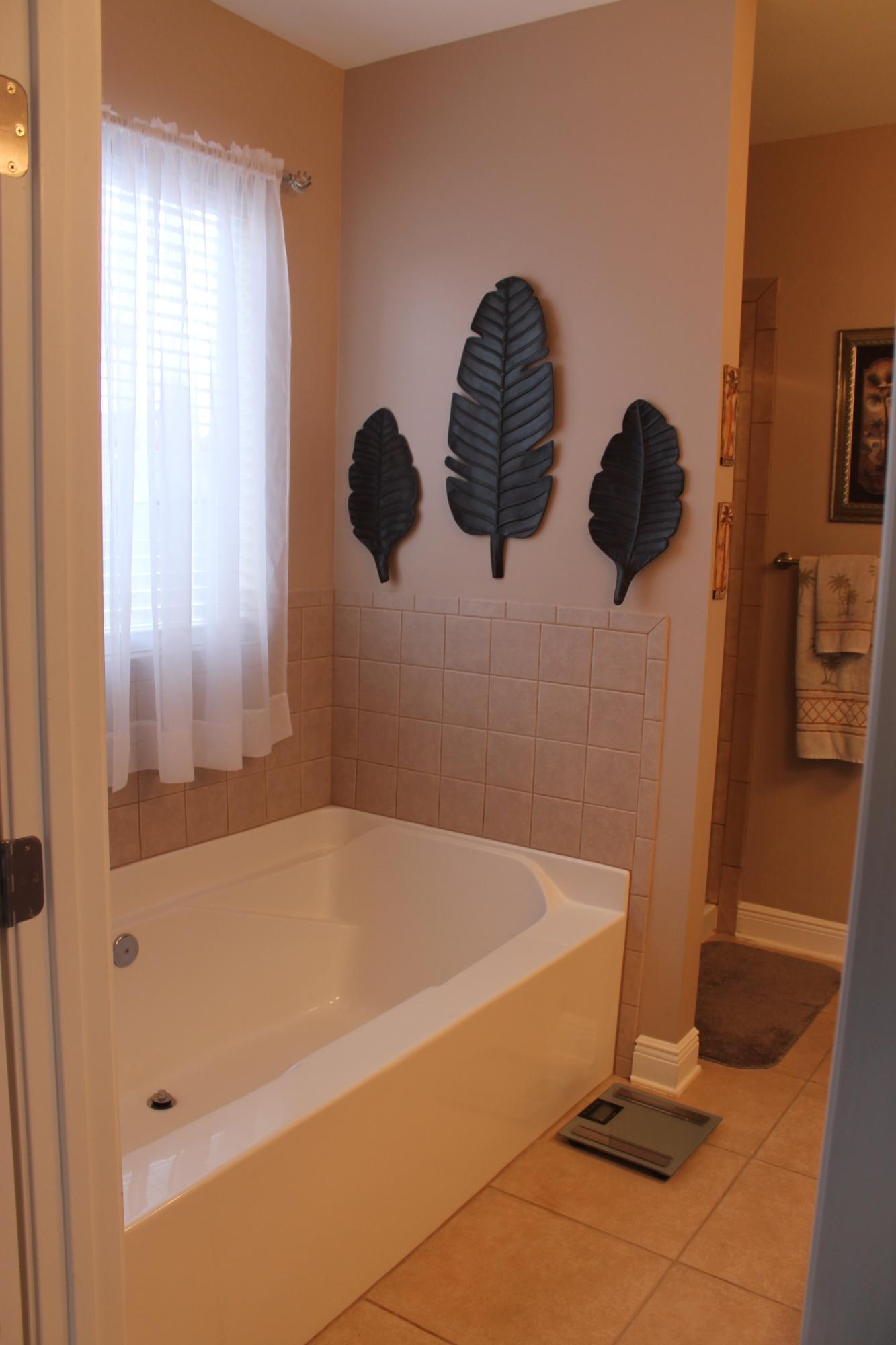 ROLLING RIDGE - Residential