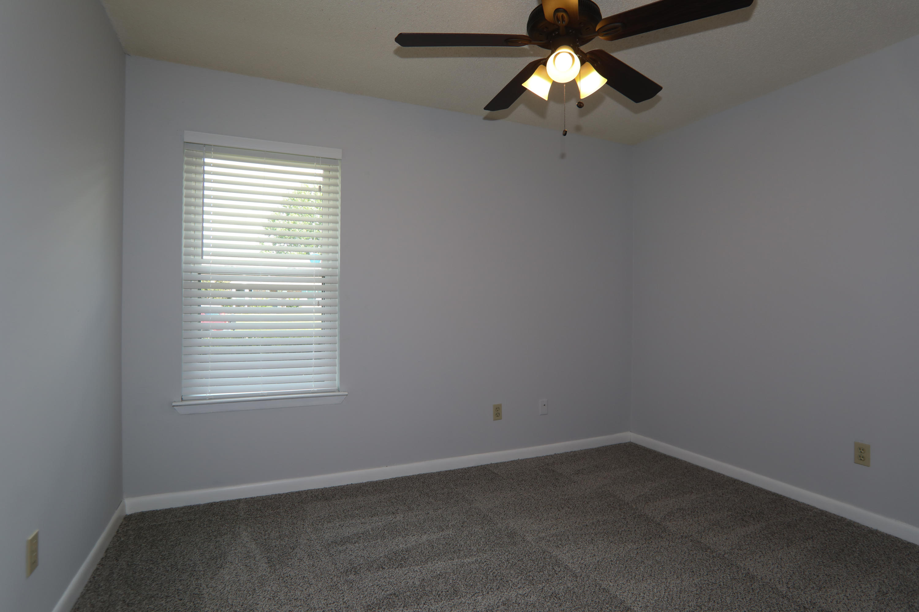 CHATEAU PRES DE LA MER - Residential