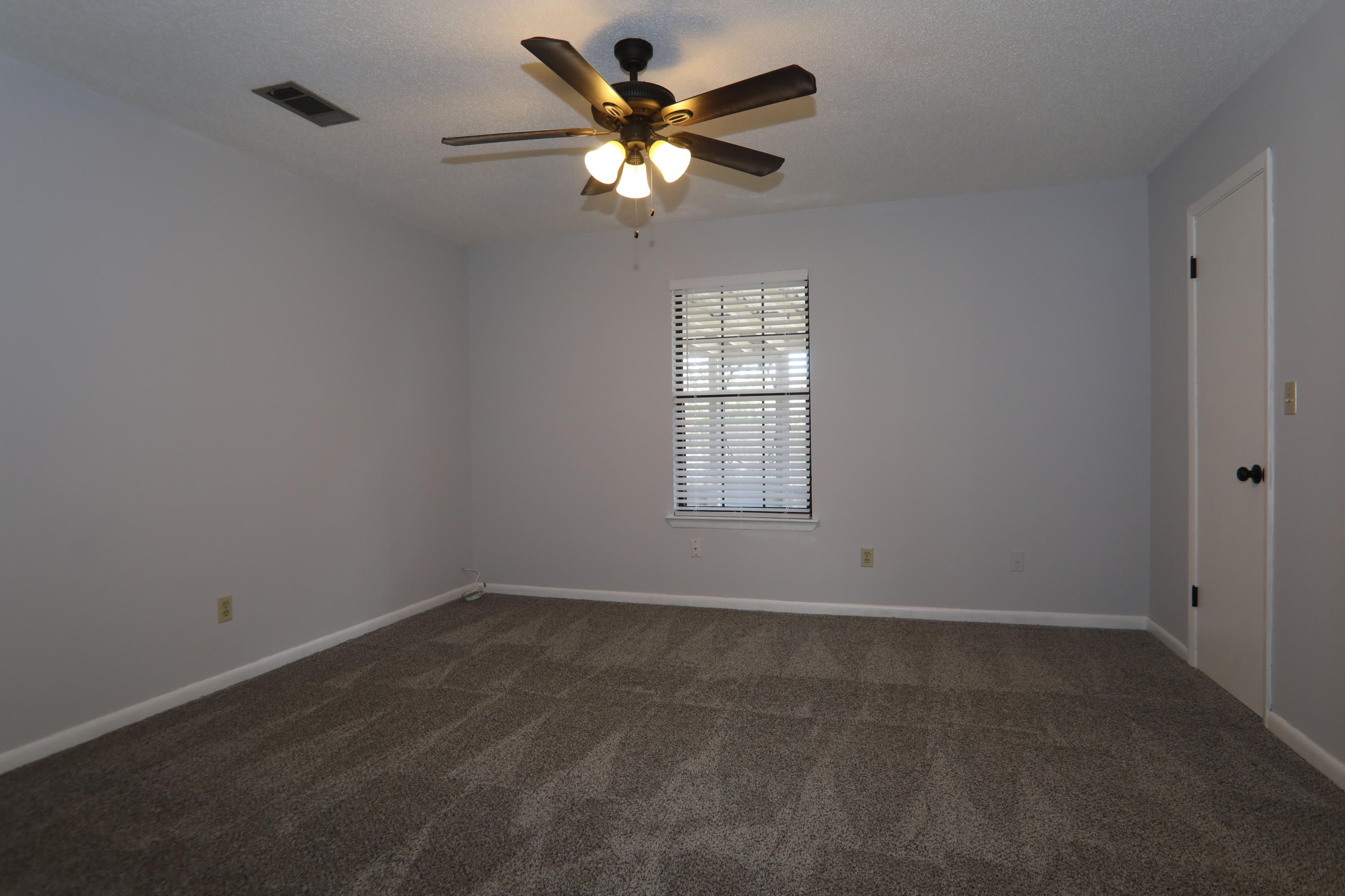 CHATEAU PRES DE LA MER - Residential