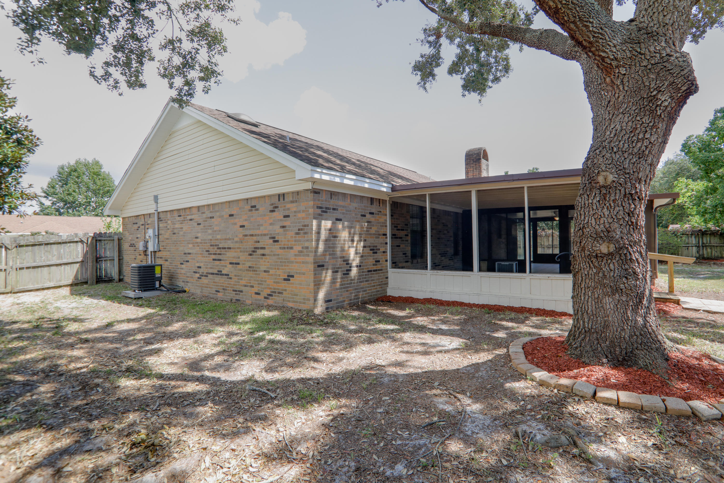 CHATEAU PRES DE LA MER - Residential