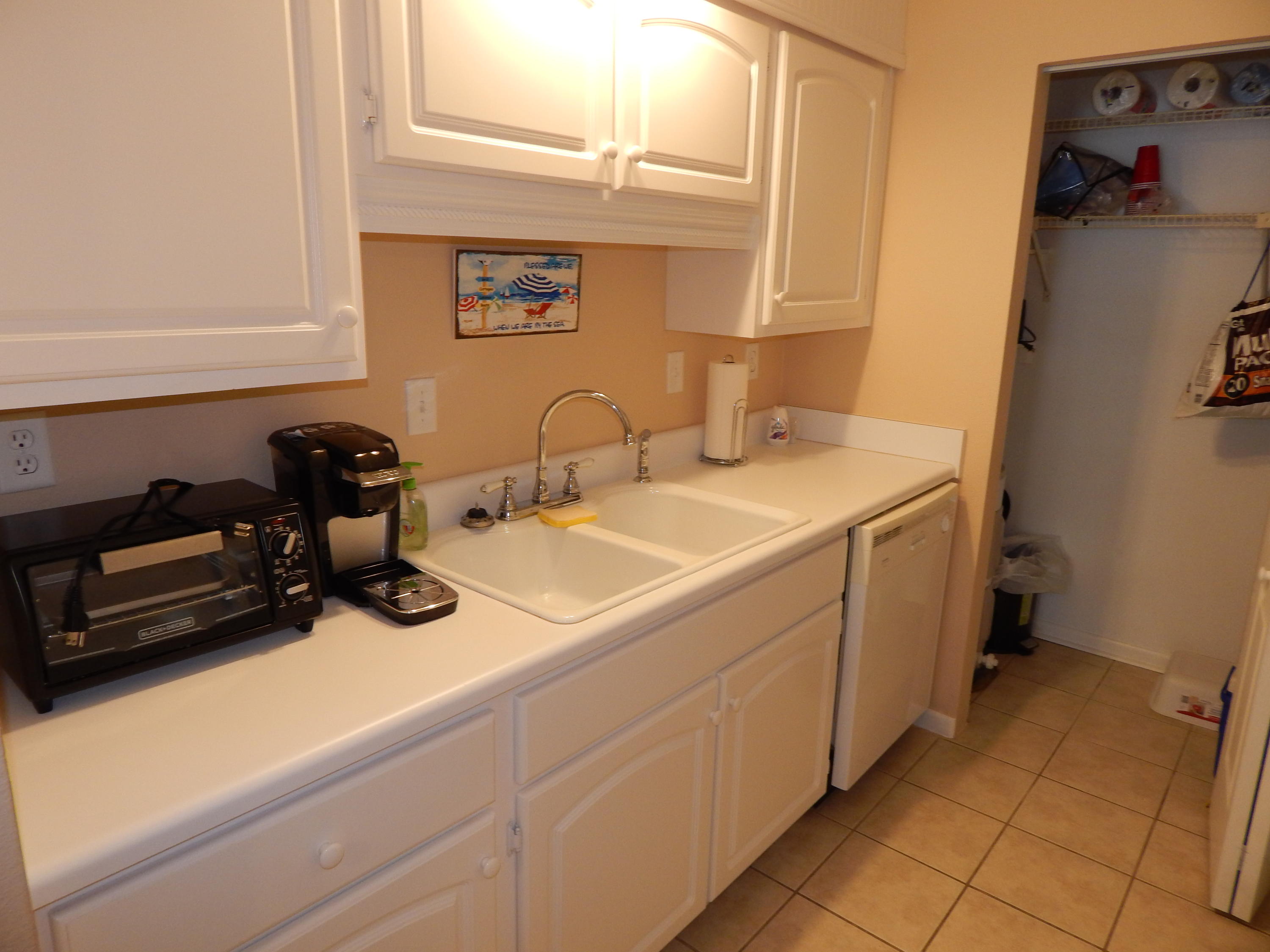 CEDARS CONDO - Residential