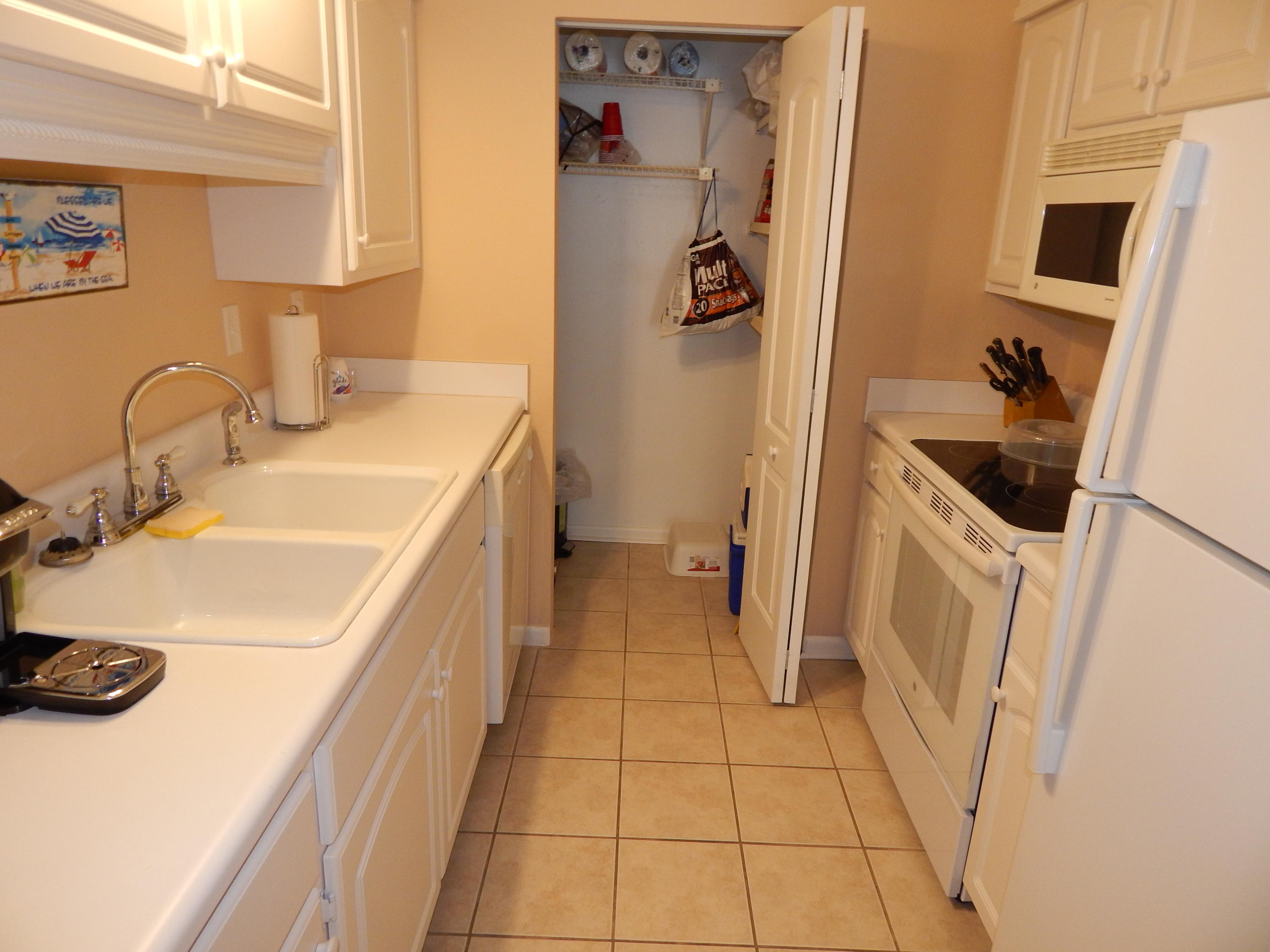 CEDARS CONDO - Residential