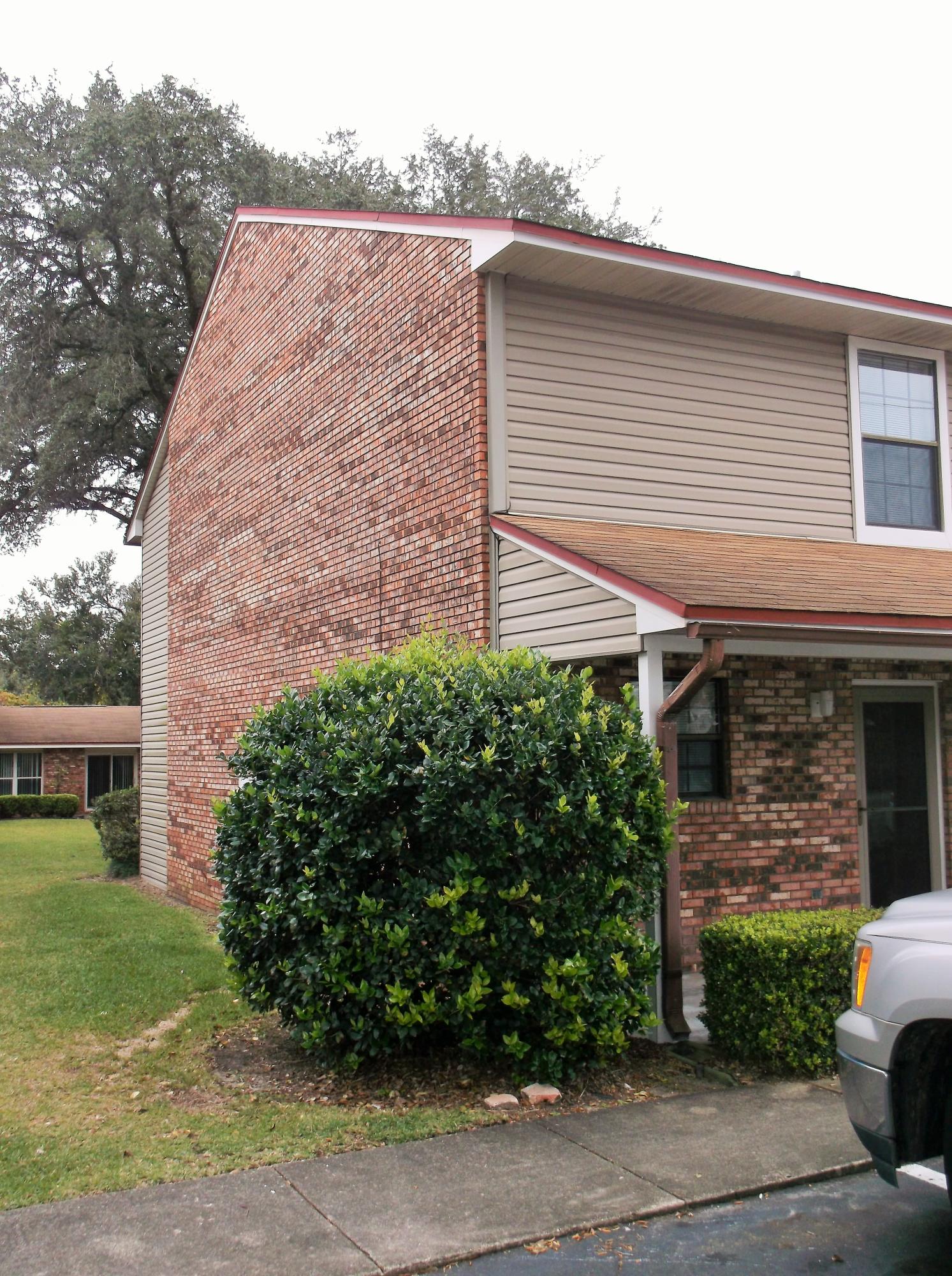 GARDEN VILLAS PH 1 - Residential