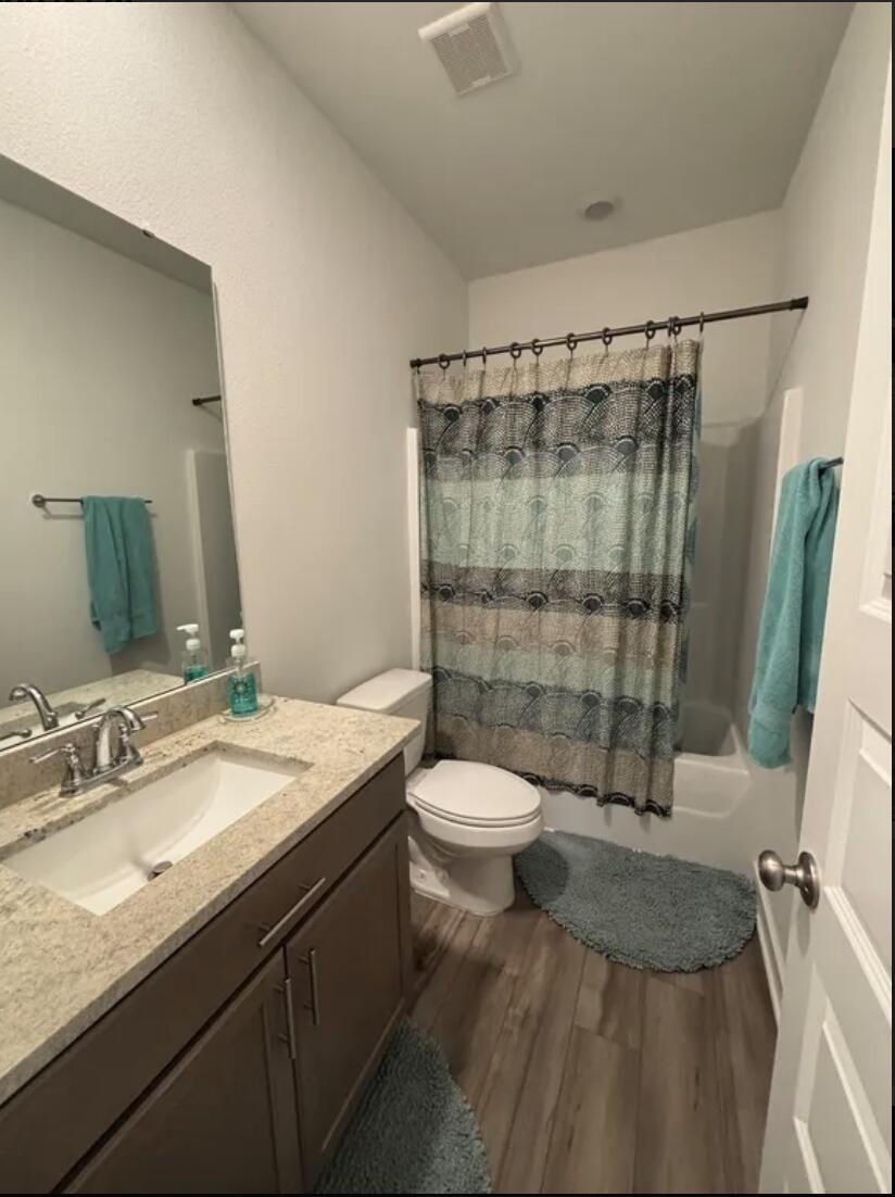 PALMETTO PLACE - Residential Lease