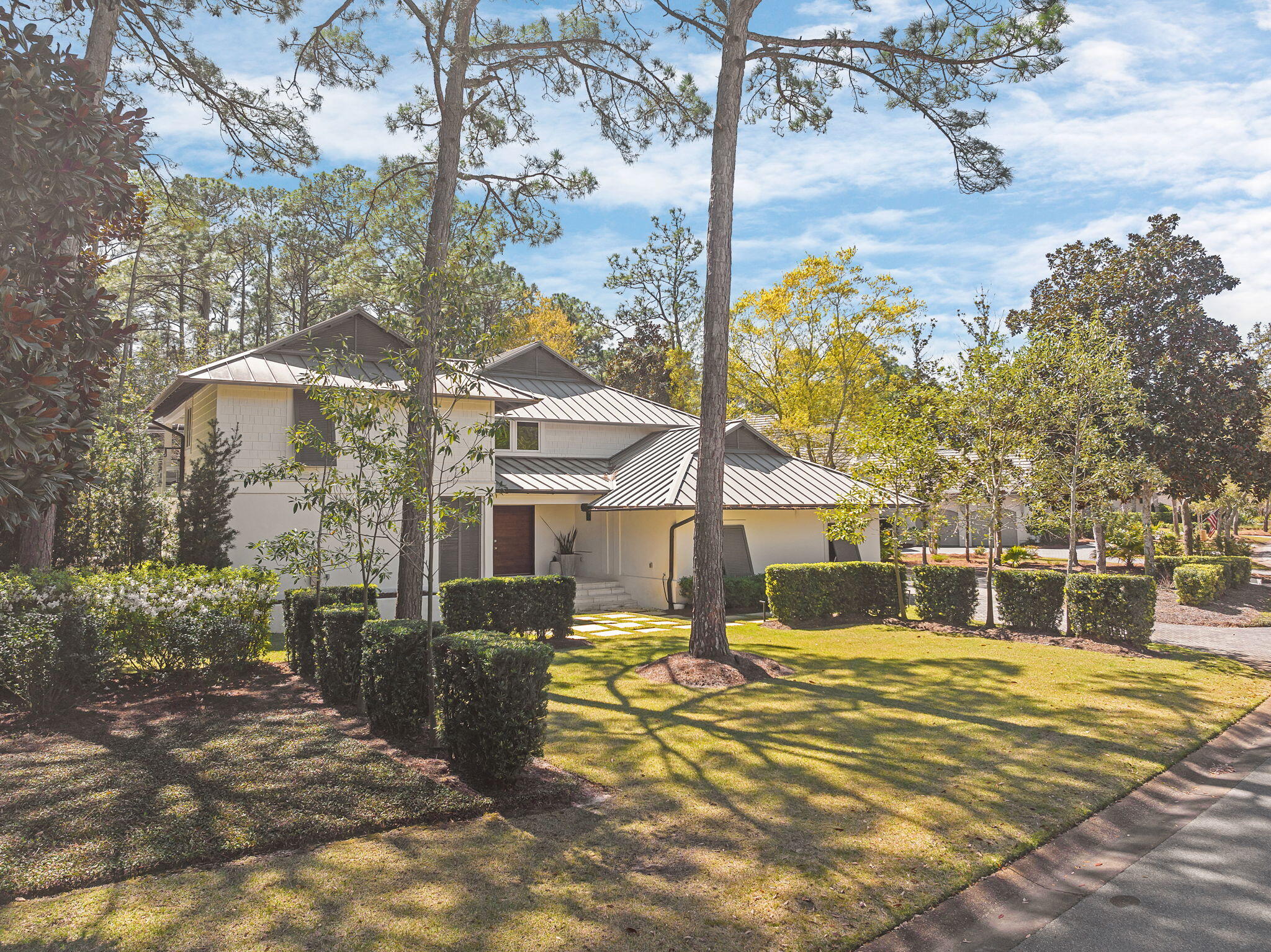 BURNT PINE - Residential