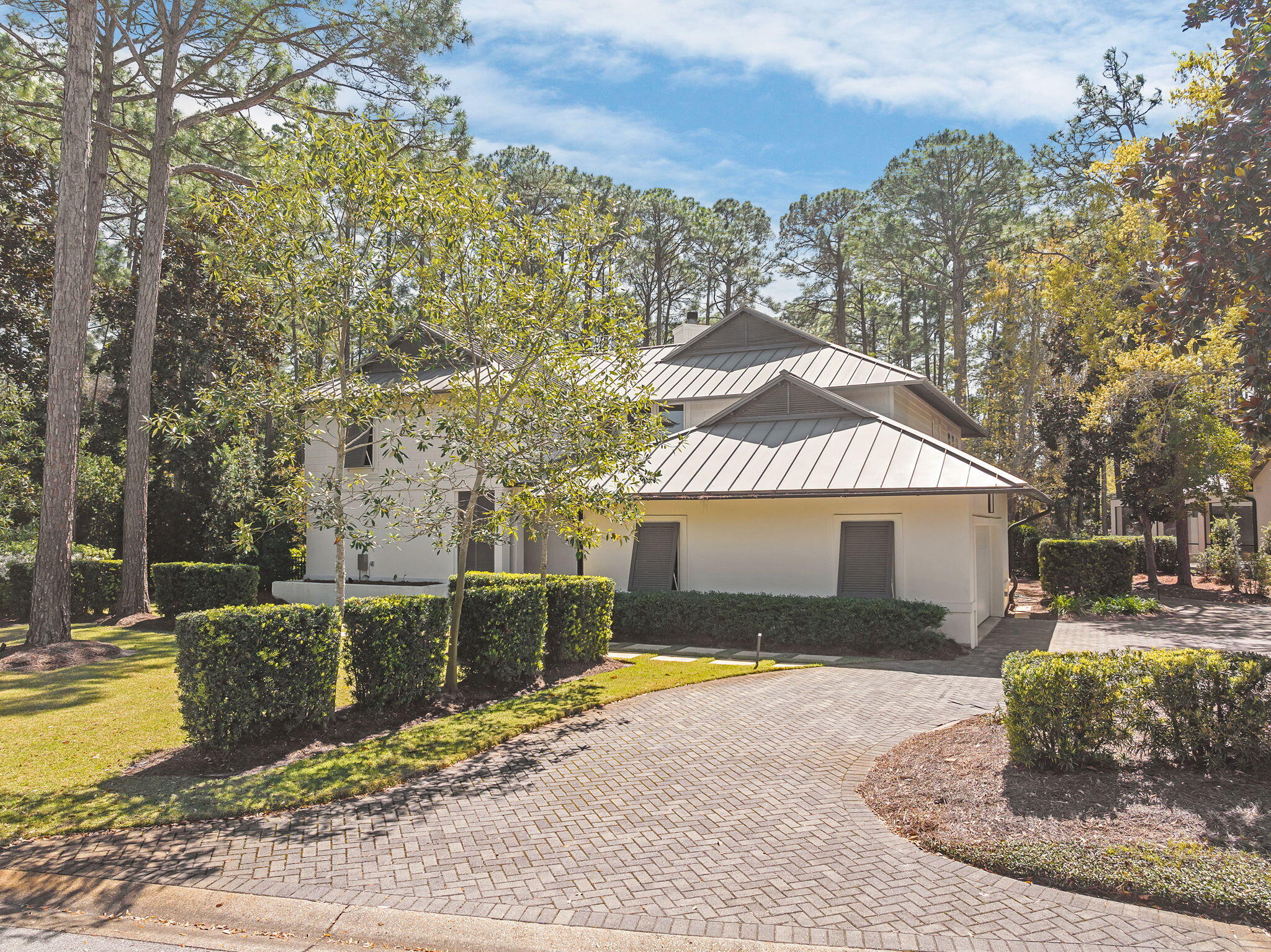 BURNT PINE - Residential