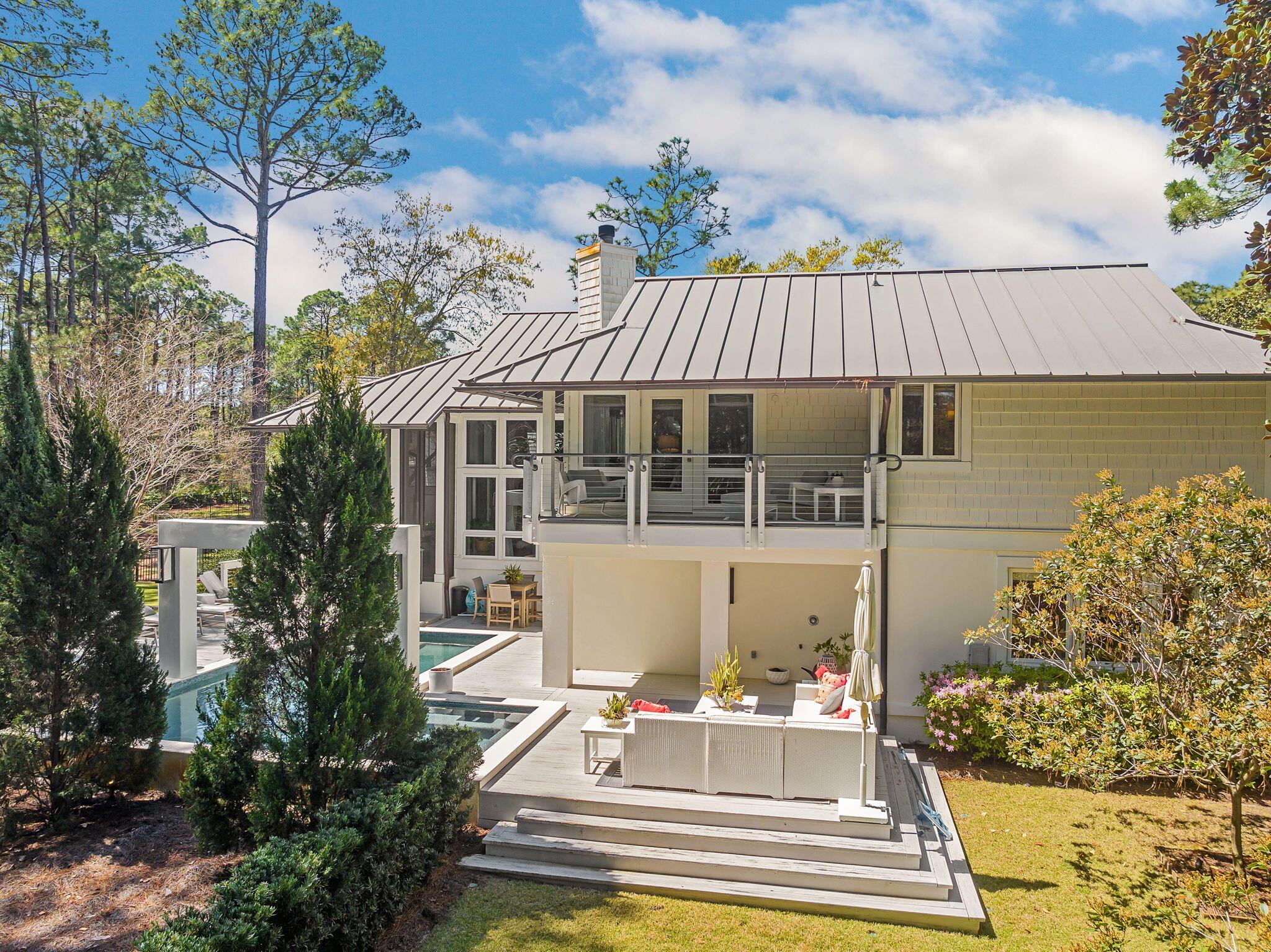 BURNT PINE - Residential