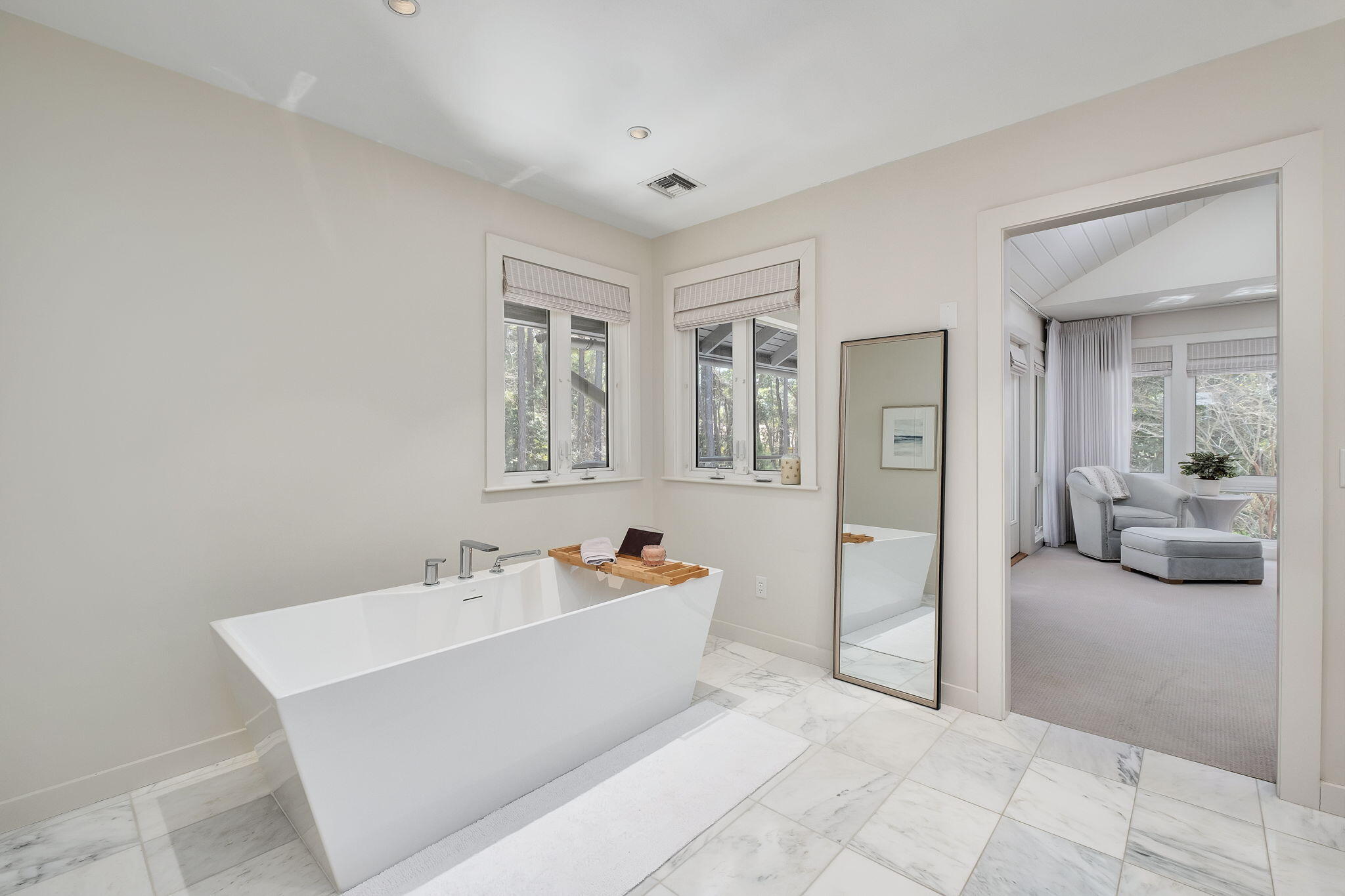 BURNT PINE - Residential