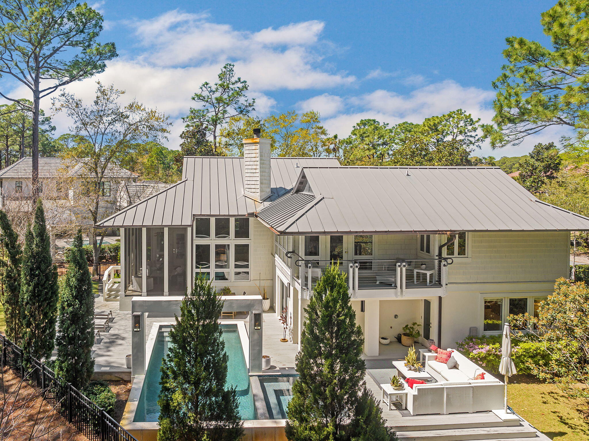 BURNT PINE - Residential