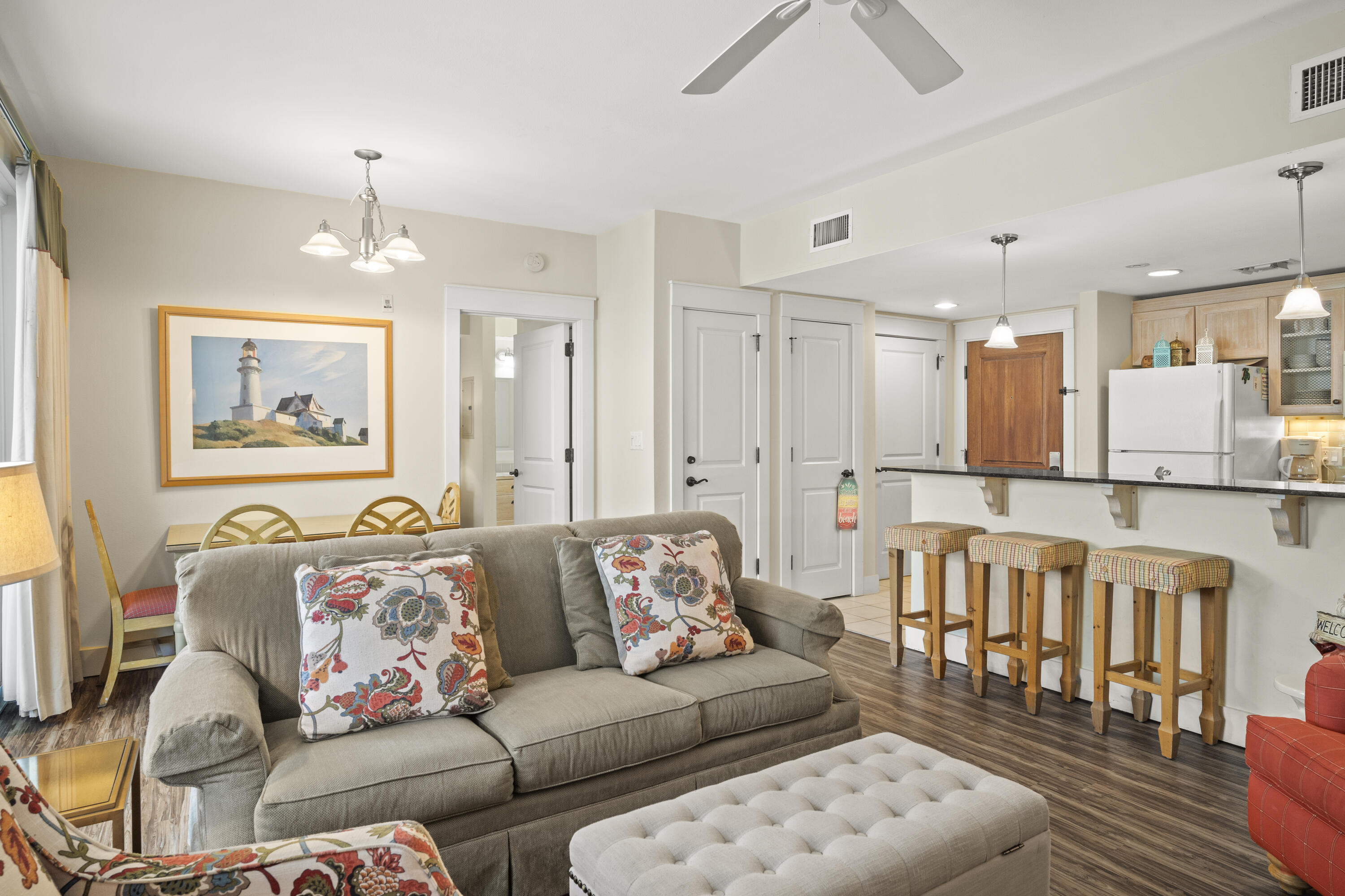 OBSERVATION POINT - Residential