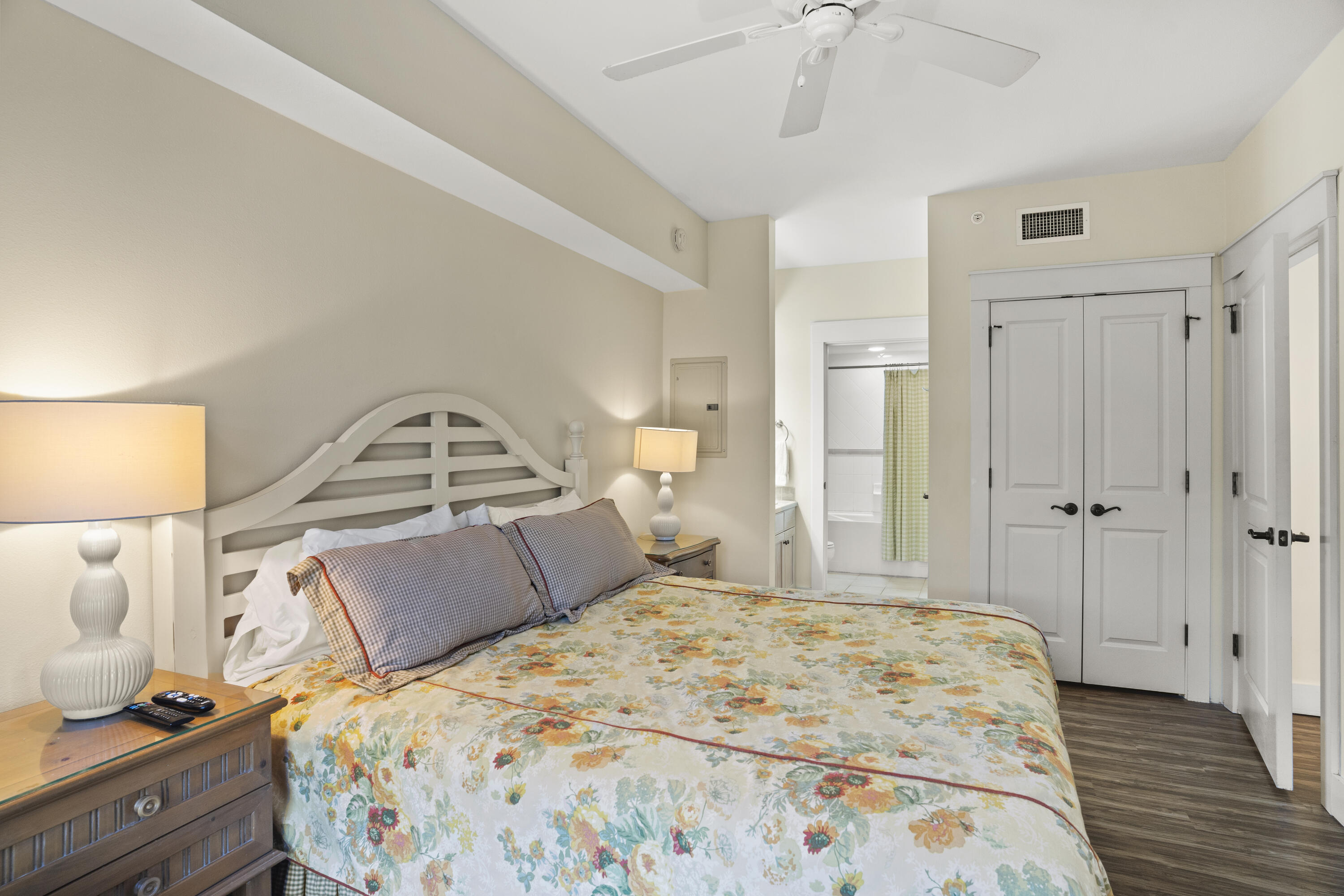 OBSERVATION POINT - Residential