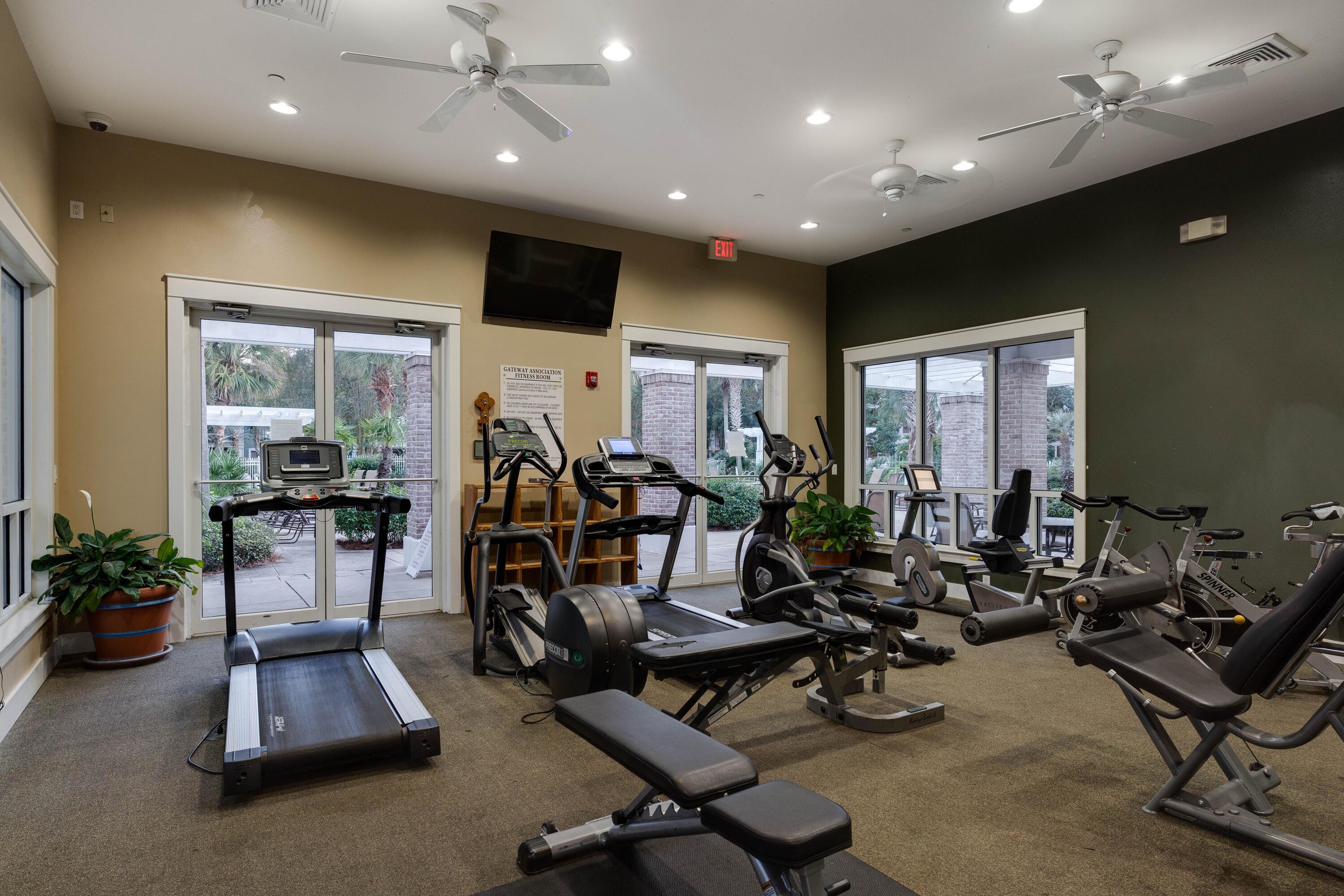 OBSERVATION POINT - Residential