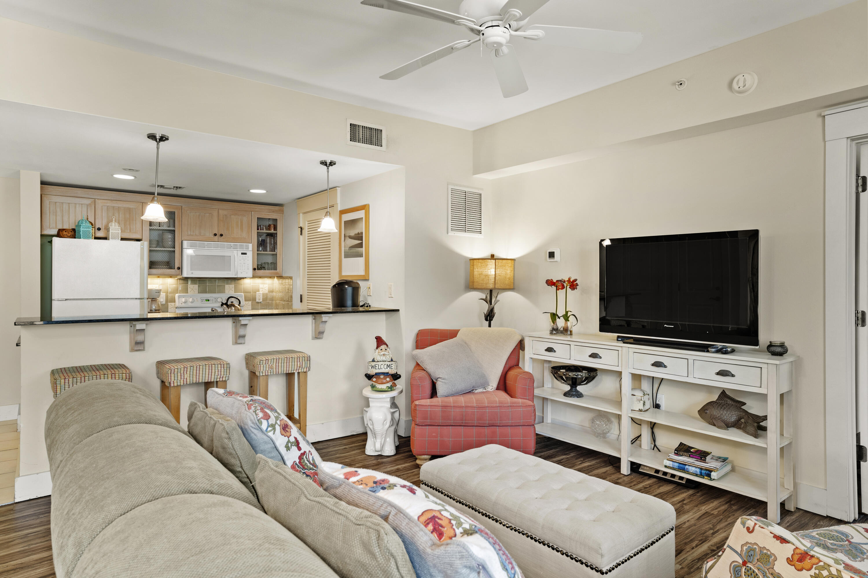 OBSERVATION POINT - Residential