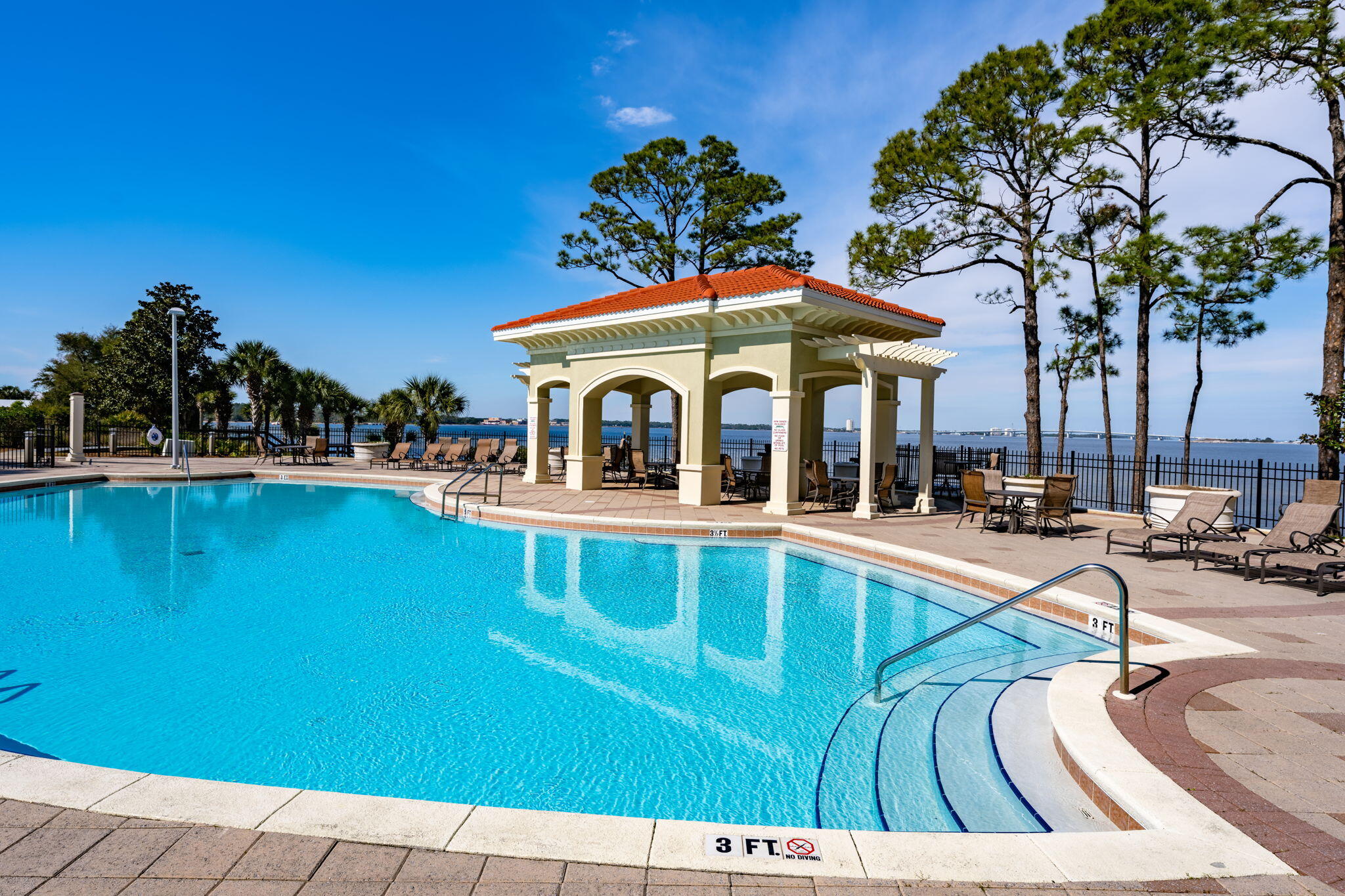 Magnolia Bay Club Community - Residential