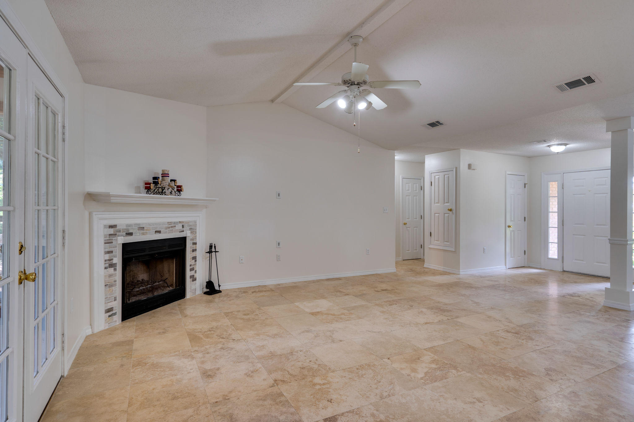 LAKE SHARON ESTATES - Residential