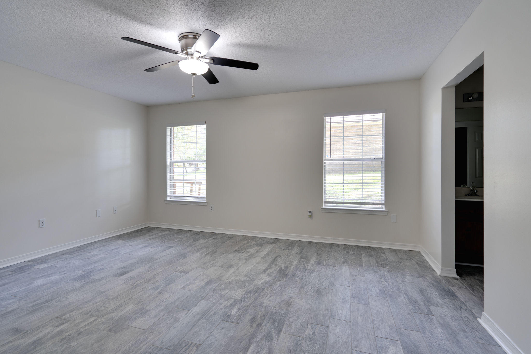 LAKE SHARON ESTATES - Residential