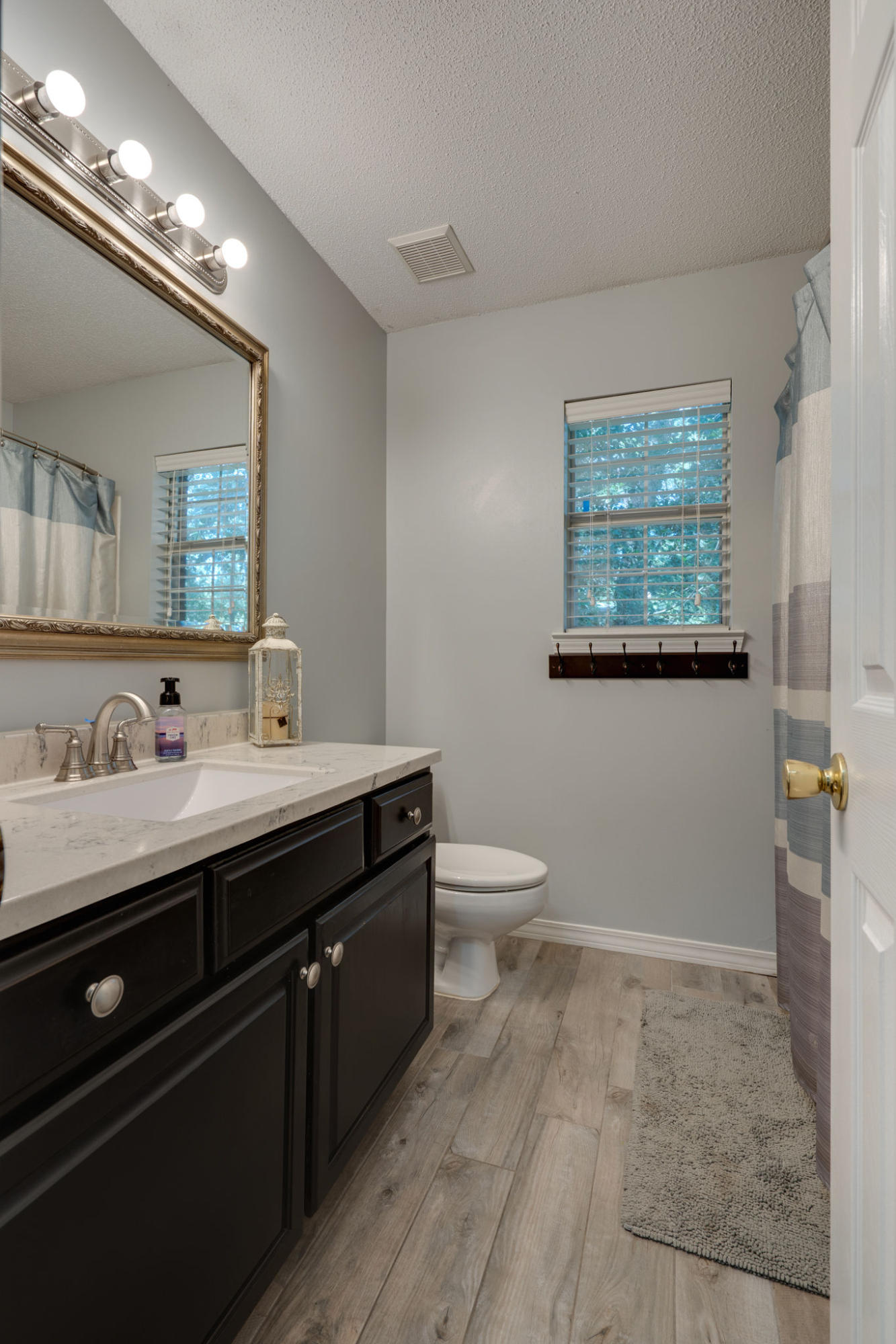 LAKE SHARON ESTATES - Residential