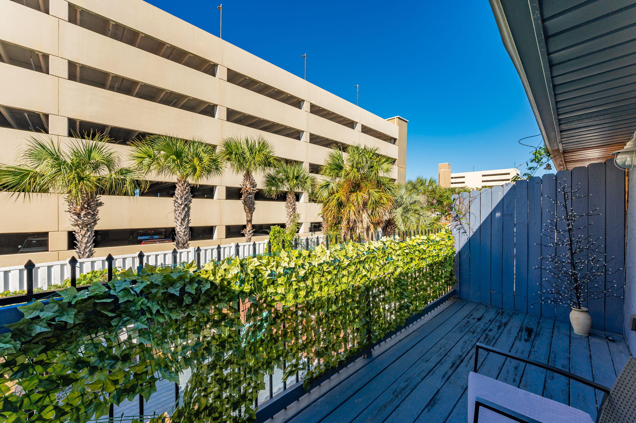 OPEN SANDS - Residential