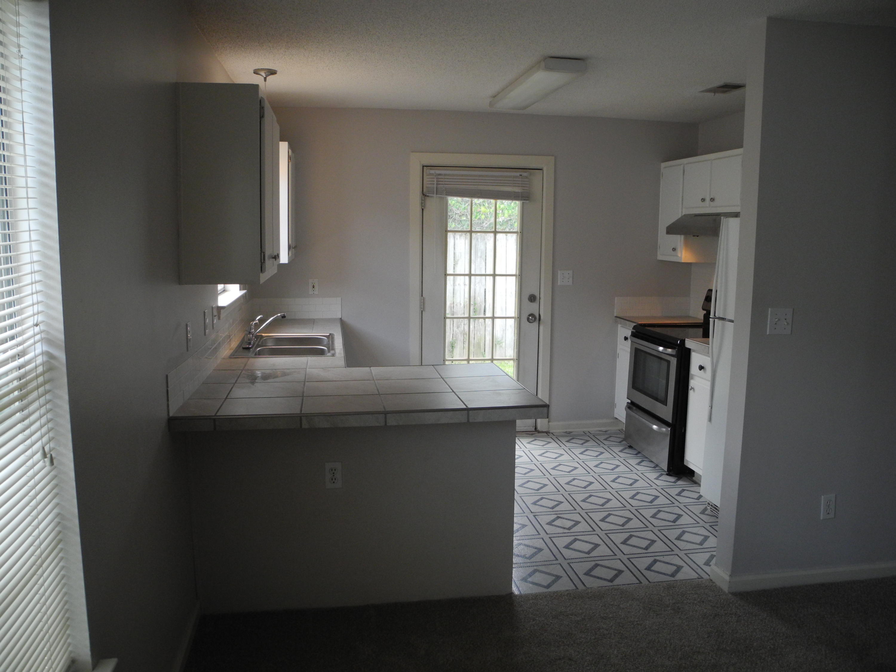 SWEETBRIAR STATION S/D - Residential