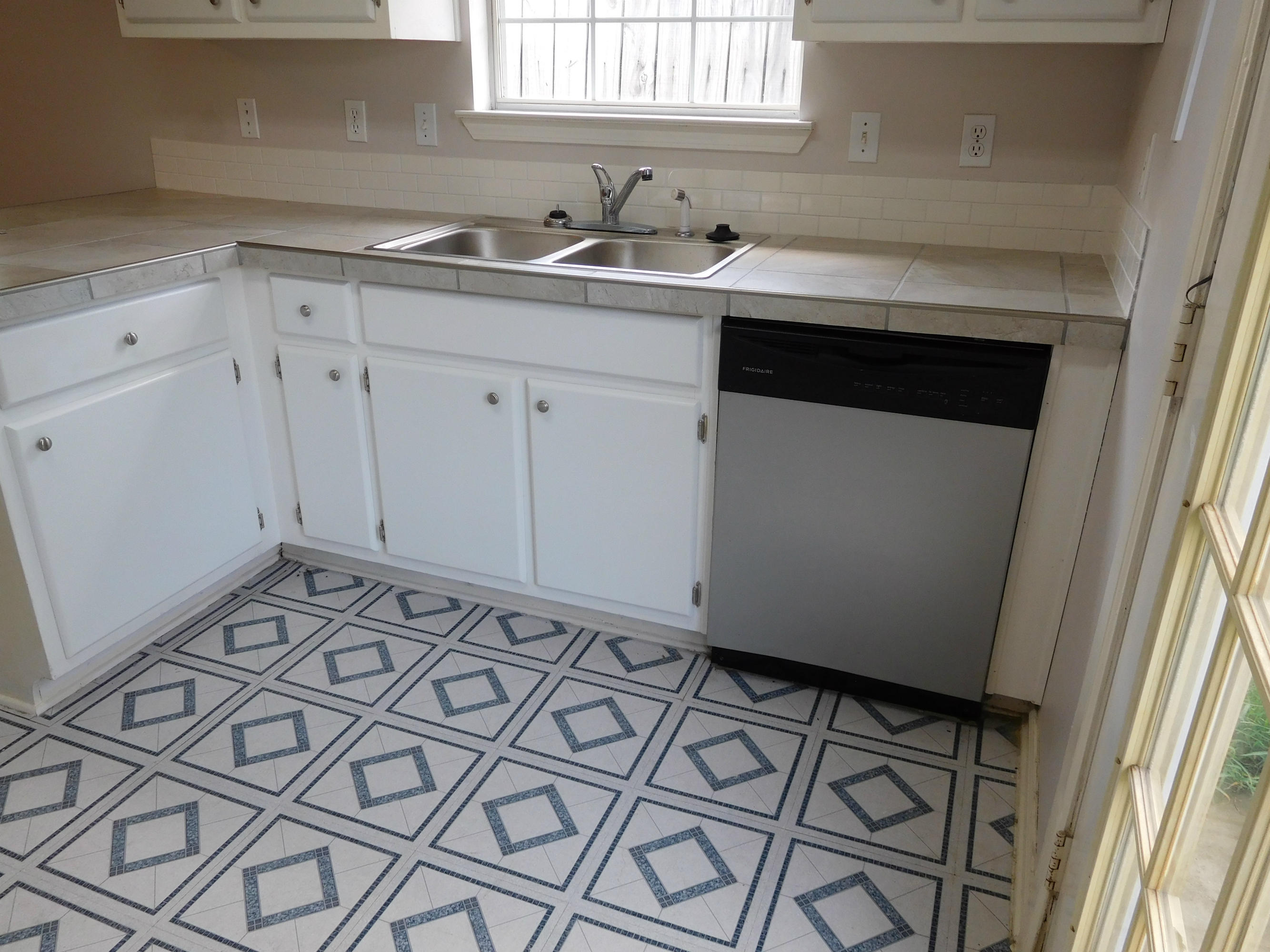 SWEETBRIAR STATION S/D - Residential