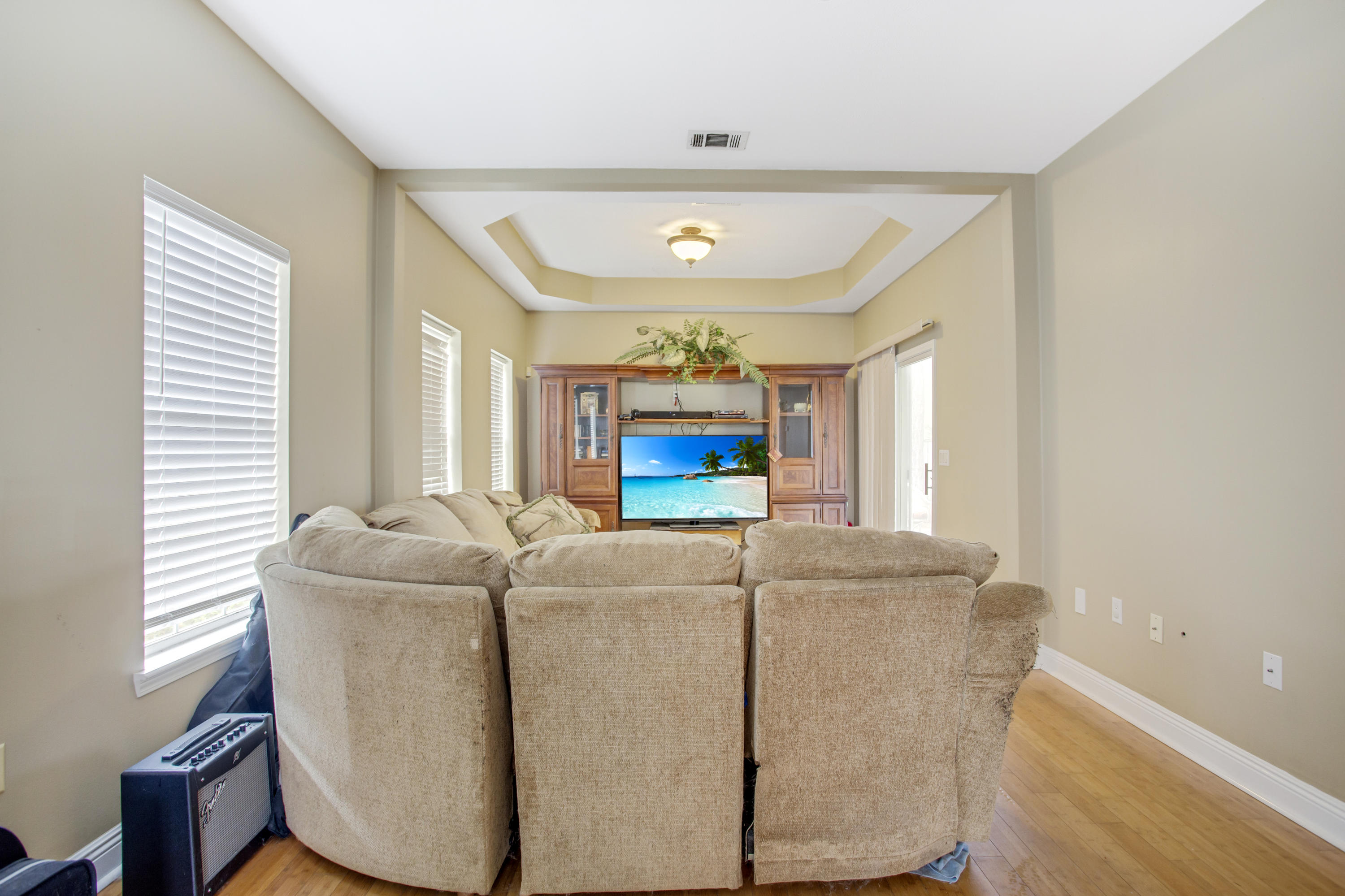 Flamingo Beach - Residential