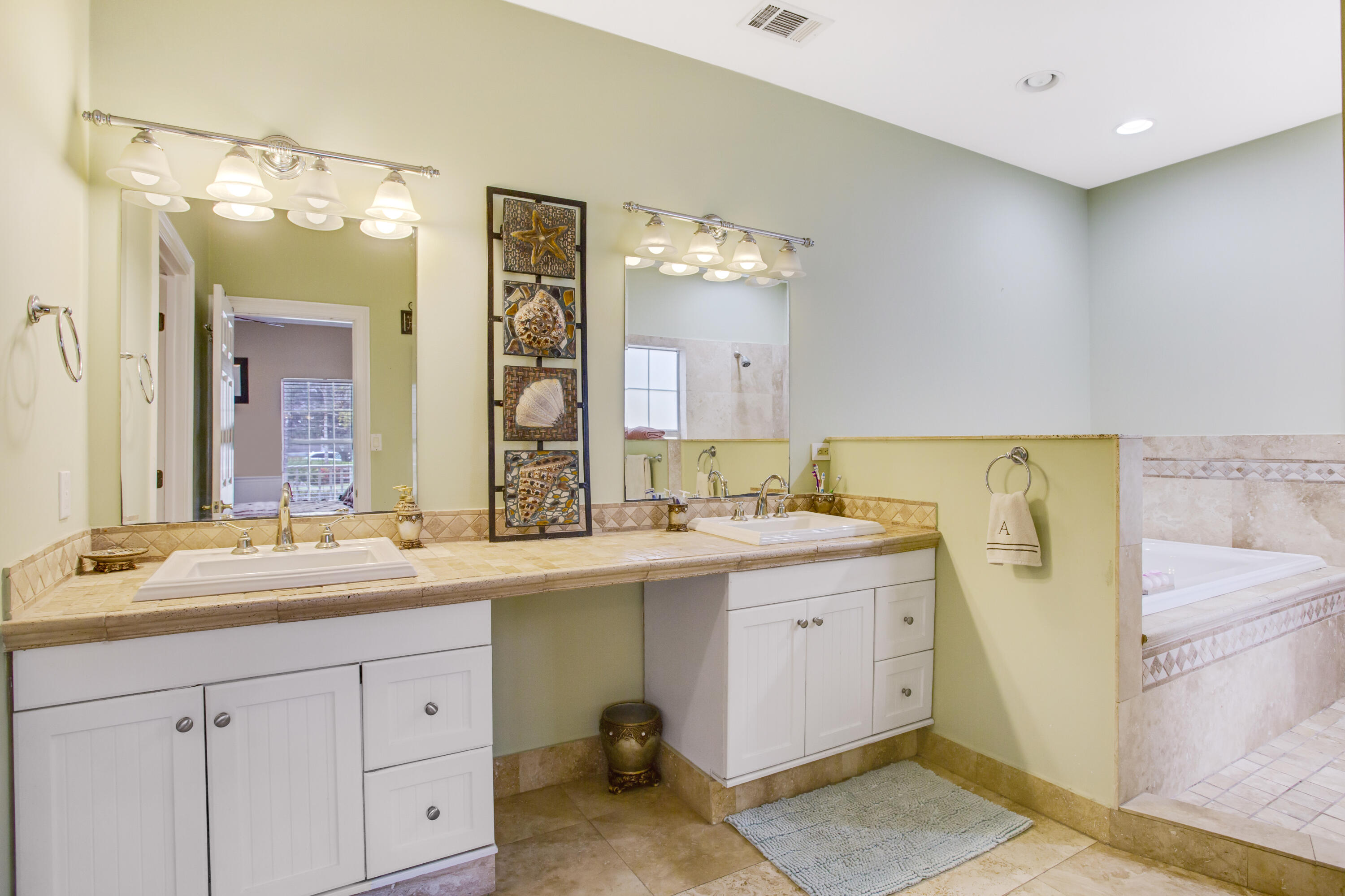 Flamingo Beach - Residential