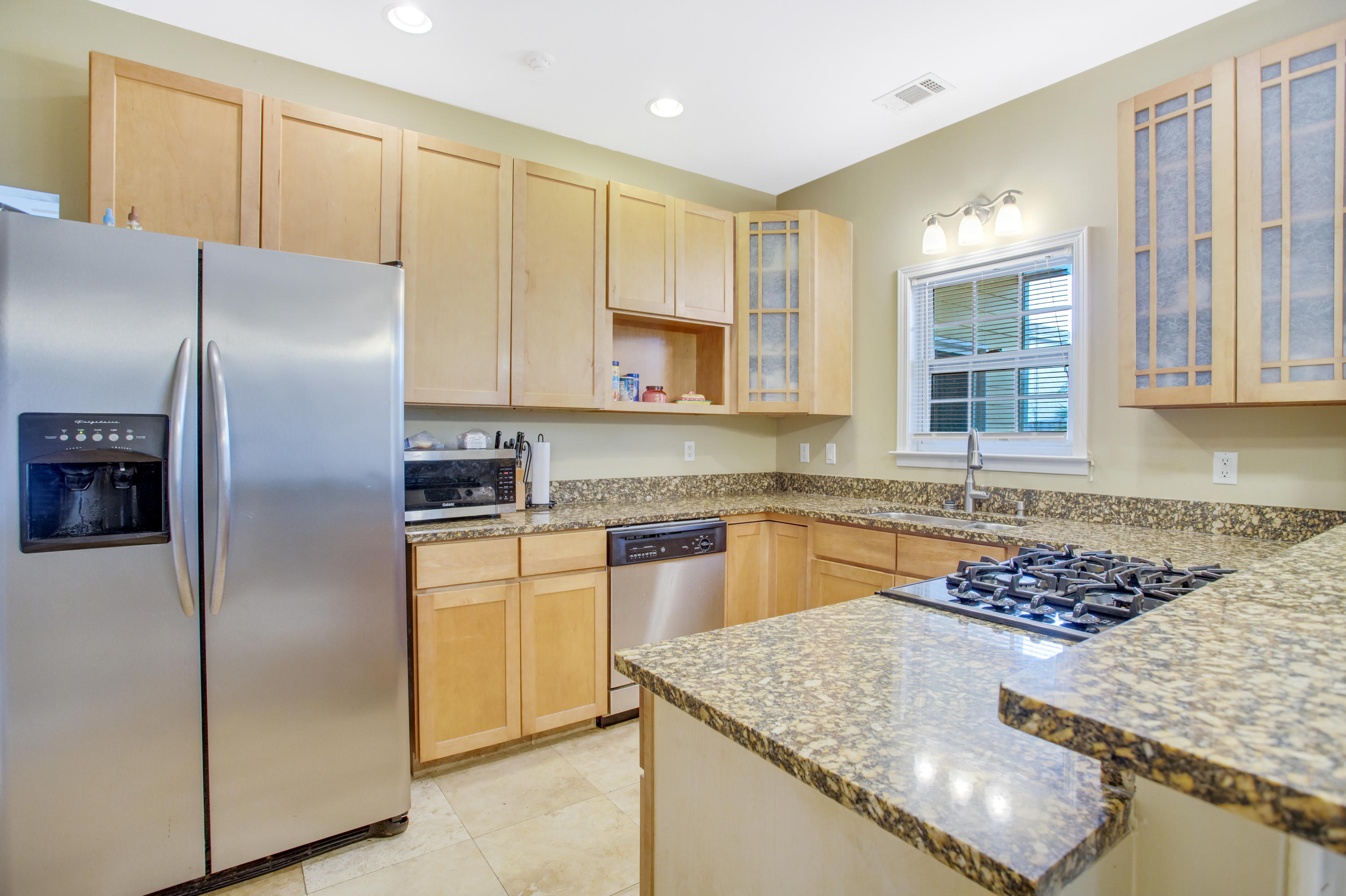 Flamingo Beach - Residential