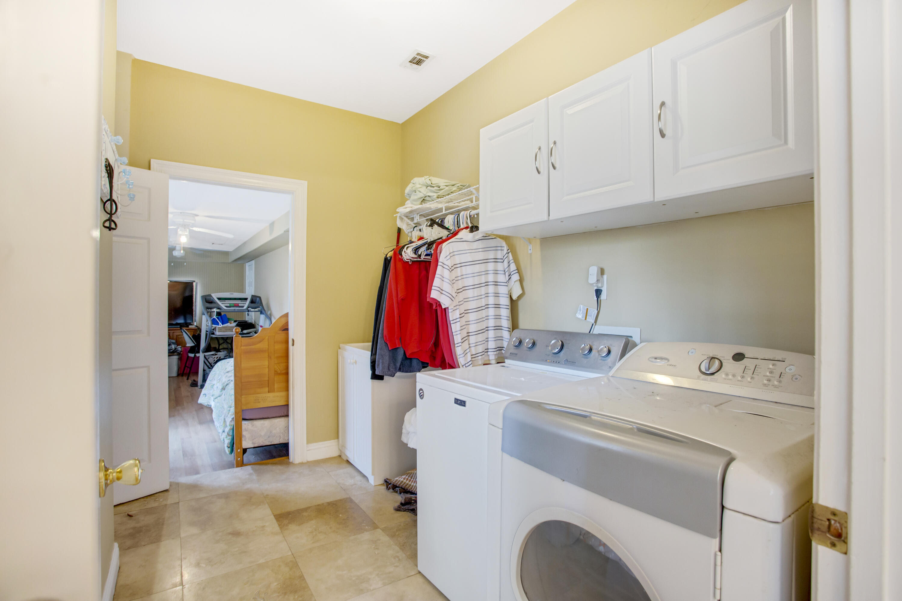 Flamingo Beach - Residential