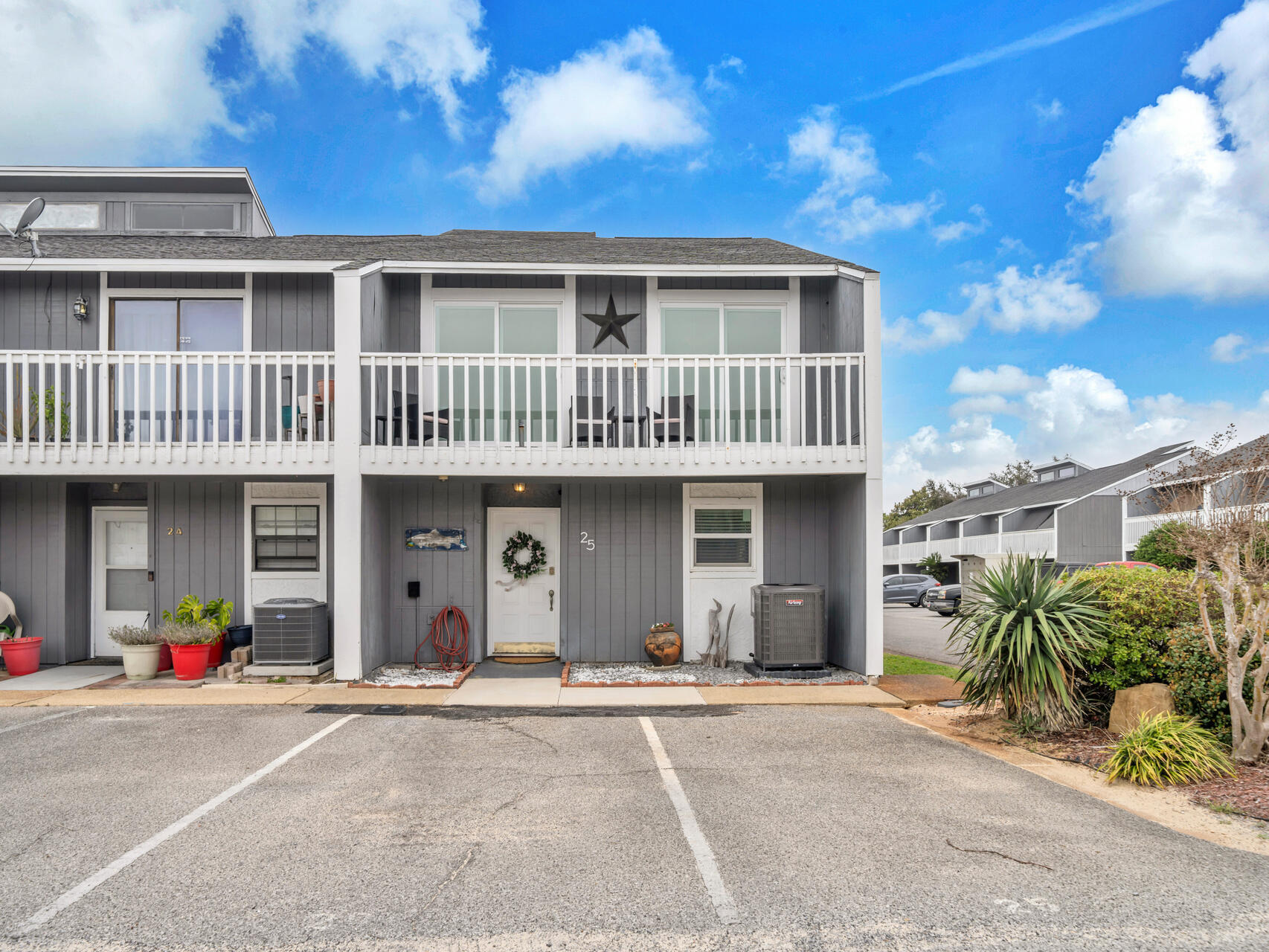 Charming 3-Bedroom, 3.5-Bath Townhome with Studio Suite in Destin!Welcome to your perfect vacation getaway or a cozy year-round home! This beautiful 3-bedroom, 3.5-bath townhome is ideally located in the heart of Destin, with the added bonus of a separate studio suite for guests or extra income potential. The studio includes a full bath and private entrance, providing both privacy and convenience.Inside, the main home features an open floor plan, with a spacious living room with wet bar and kitchen that's perfect for entertaining. The master suite boasts a private en-suite bath, while the additional bedrooms offer ample space for family or guests.Step outside, and you'll find the community pool directly in front of the unit, offering easy access to refreshing swims and relaxation. The stunning white sand beaches are less than half a mile away, allowing you to enjoy Destin's famous coastline with just a short walk.
With its prime location and versatile studio, this townhome offers the best of Destin living. Whether you're looking for a full-time residence, a vacation home, or a long-term rental opportunity, this property is the ideal choice.
HVAC and Roof were replaced in 2018, Windows Replaced in 2021 and New LVP Flooring added in 2023.
Don't miss out on this amazing opportunity...Schedule a showing today!