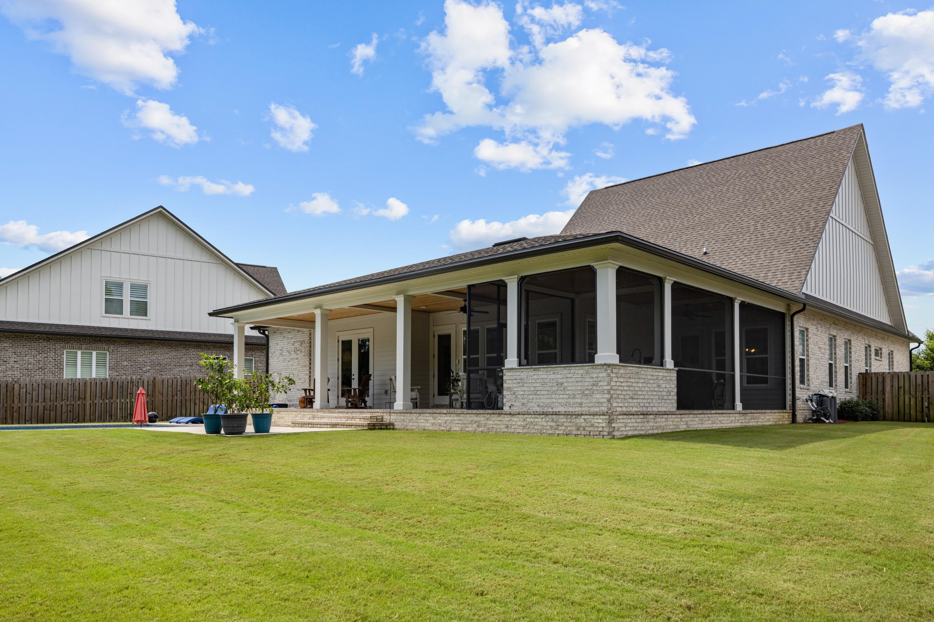 HAMMOCK BAY - Residential