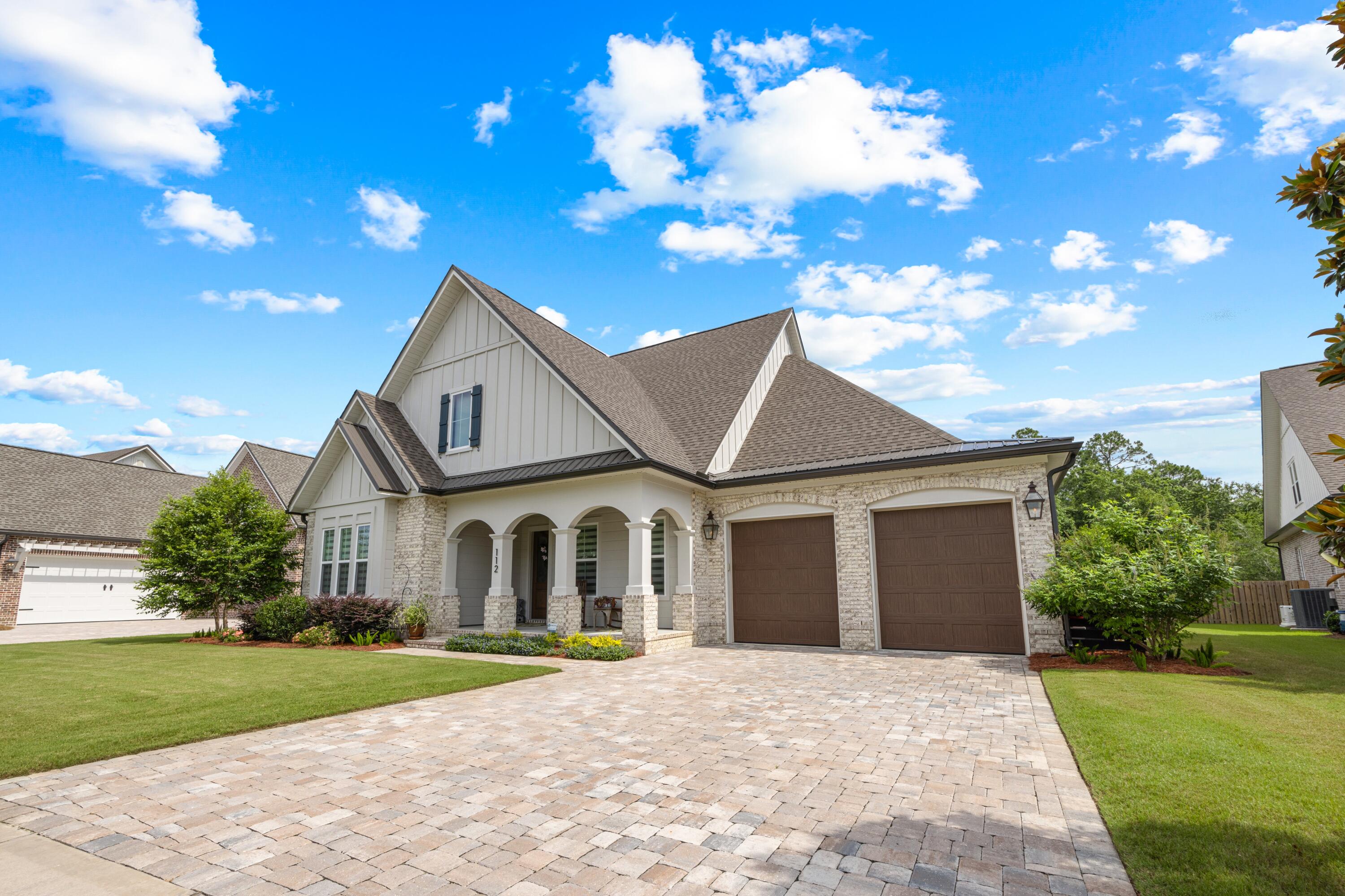 HAMMOCK BAY - Residential