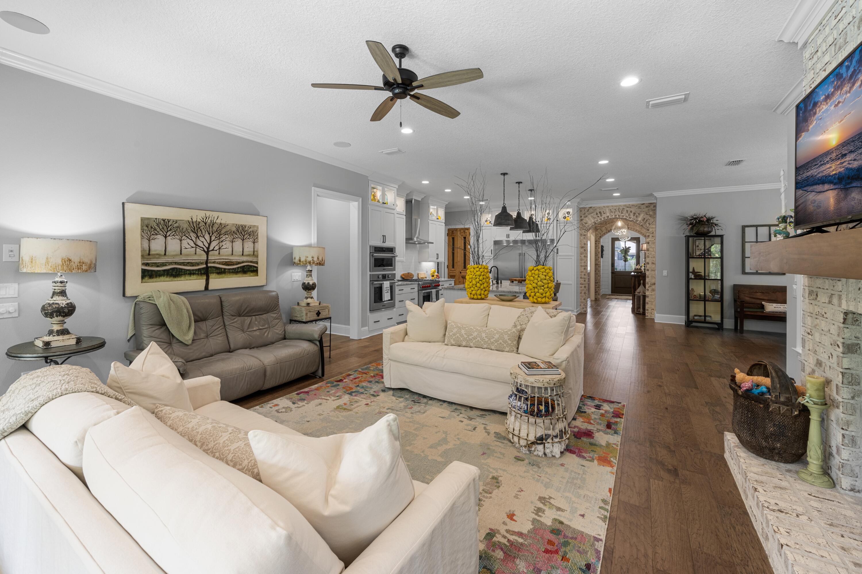HAMMOCK BAY - Residential