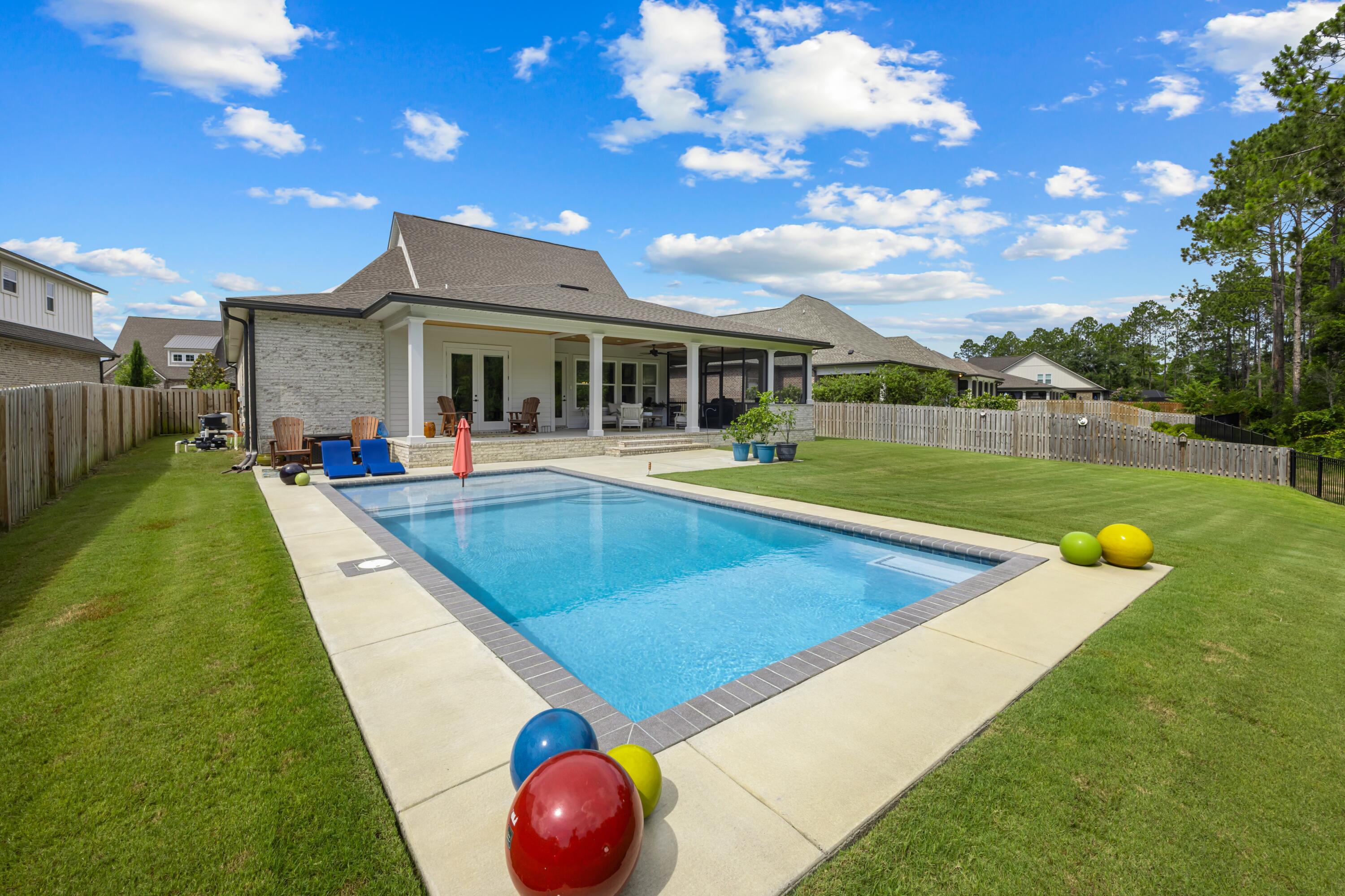 HAMMOCK BAY - Residential