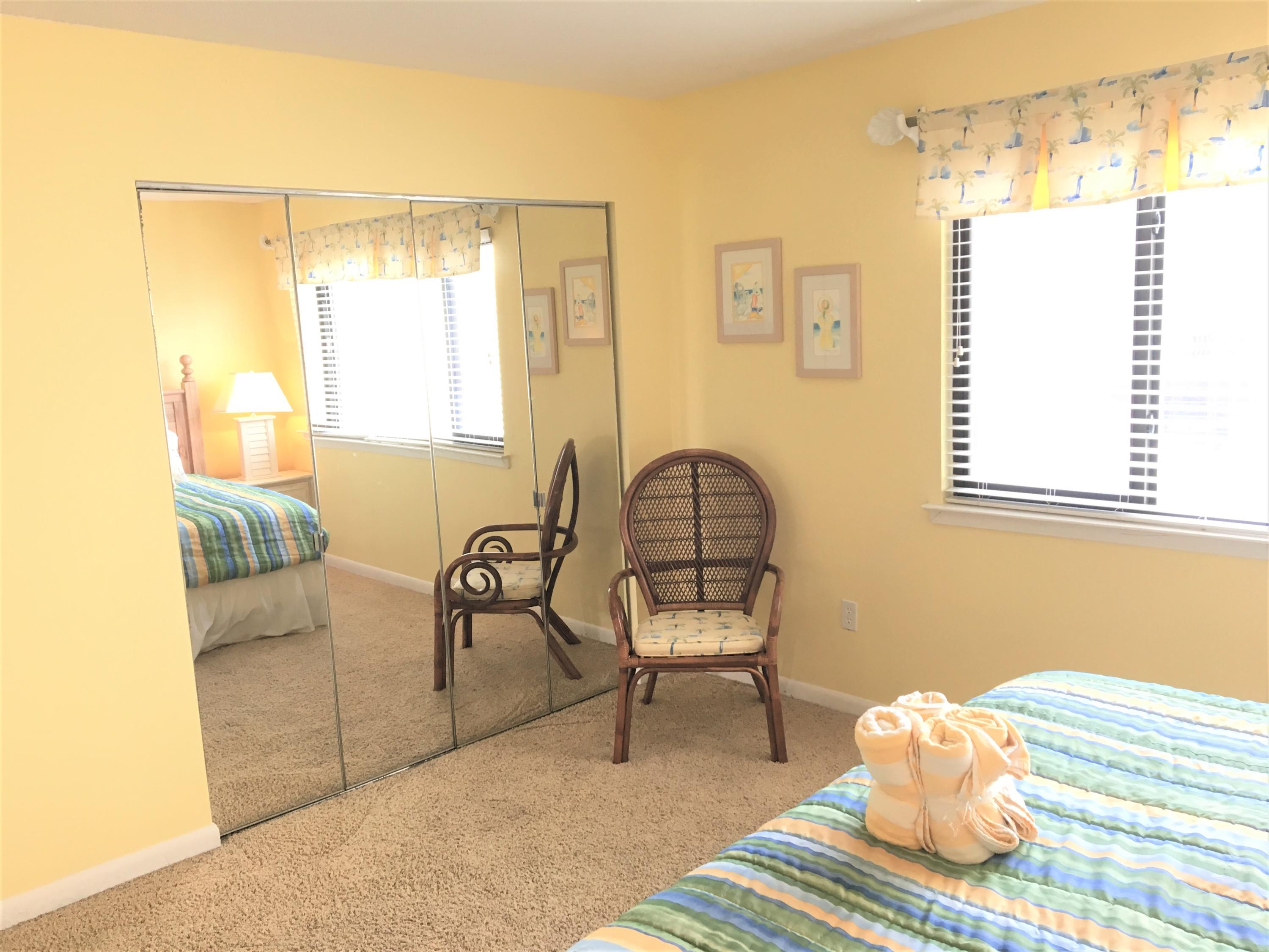 BLUE SURF T/H - Residential