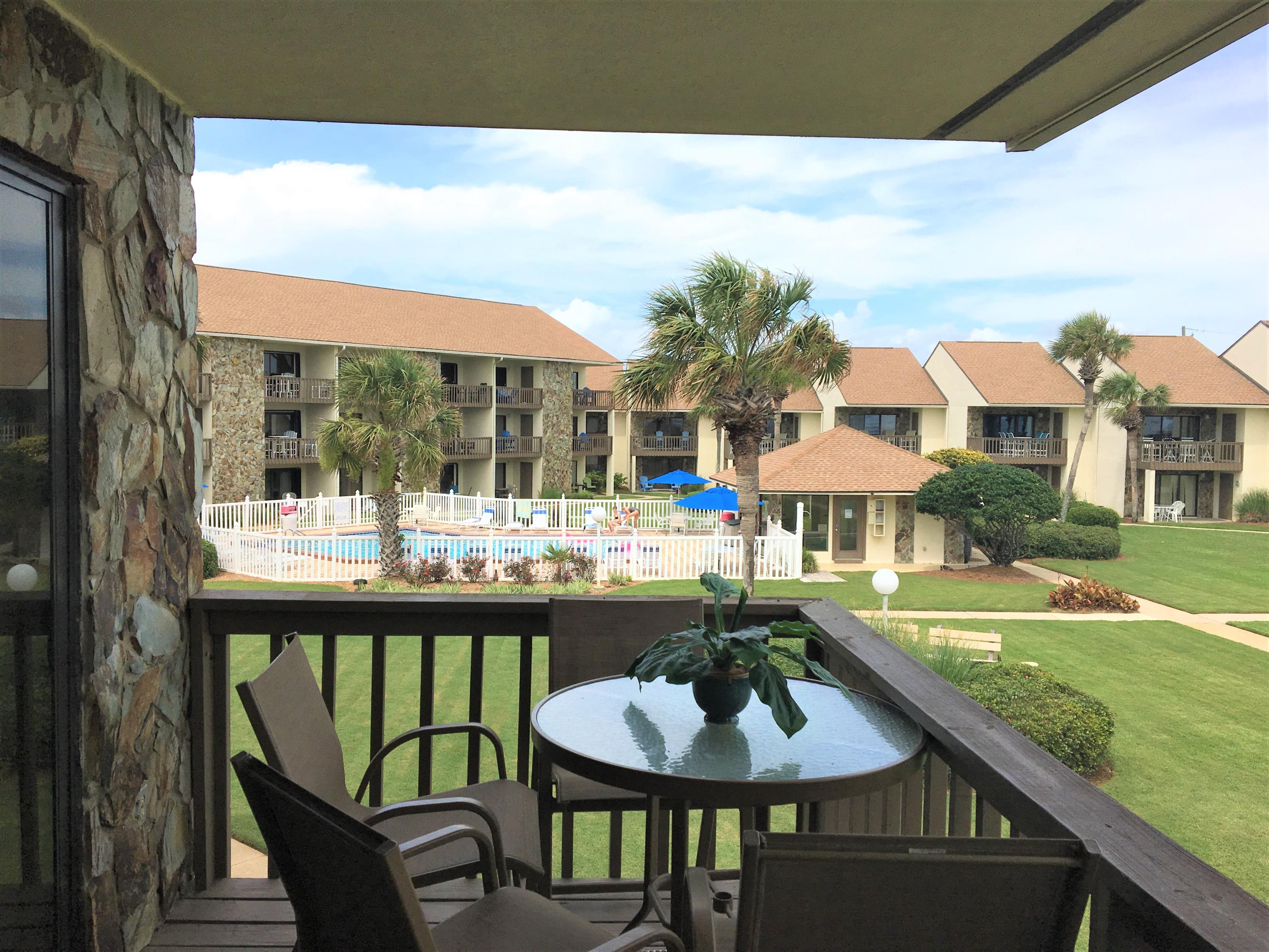 BLUE SURF T/H - Residential