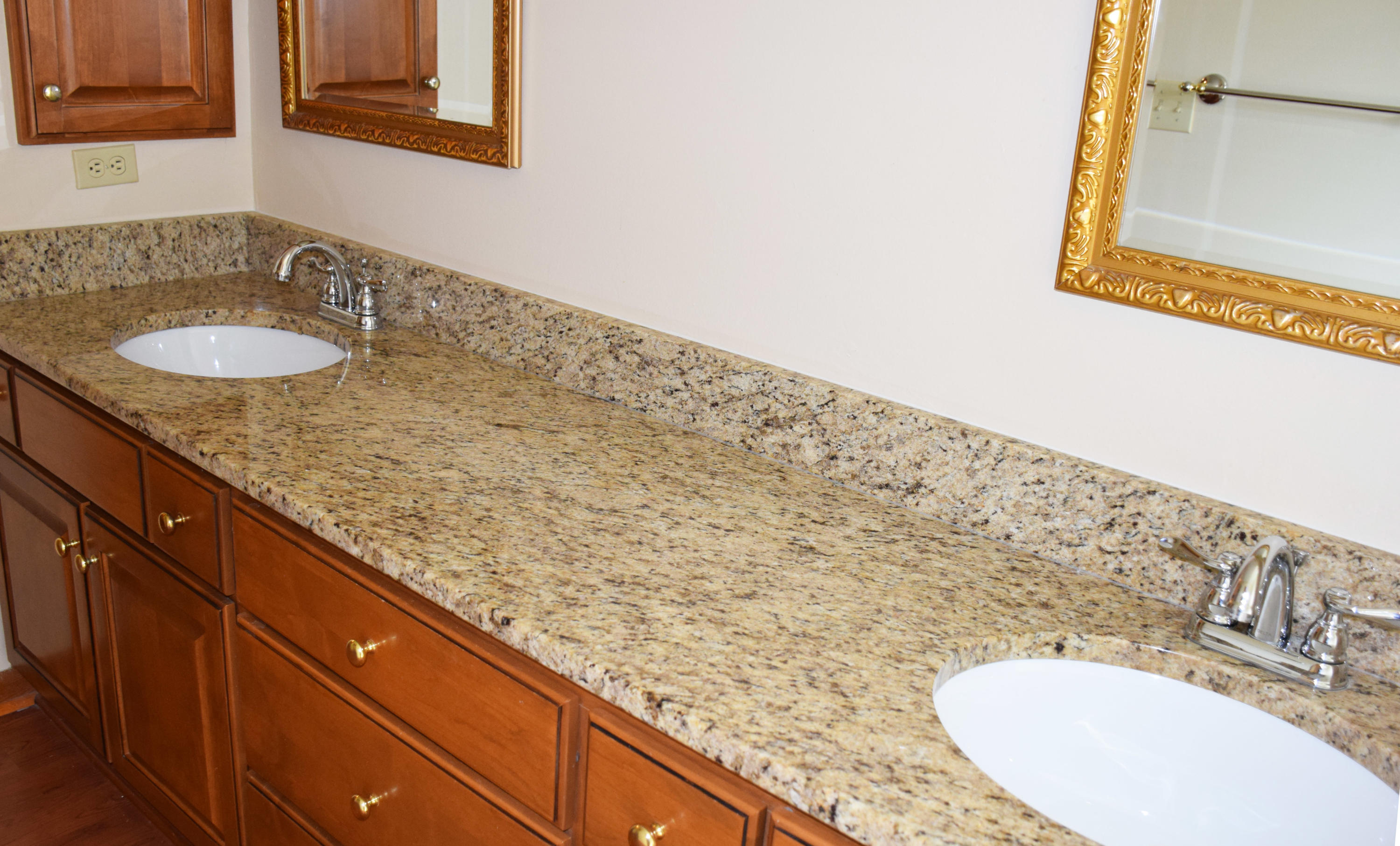 ROCKYWOOD PH 4 - Residential