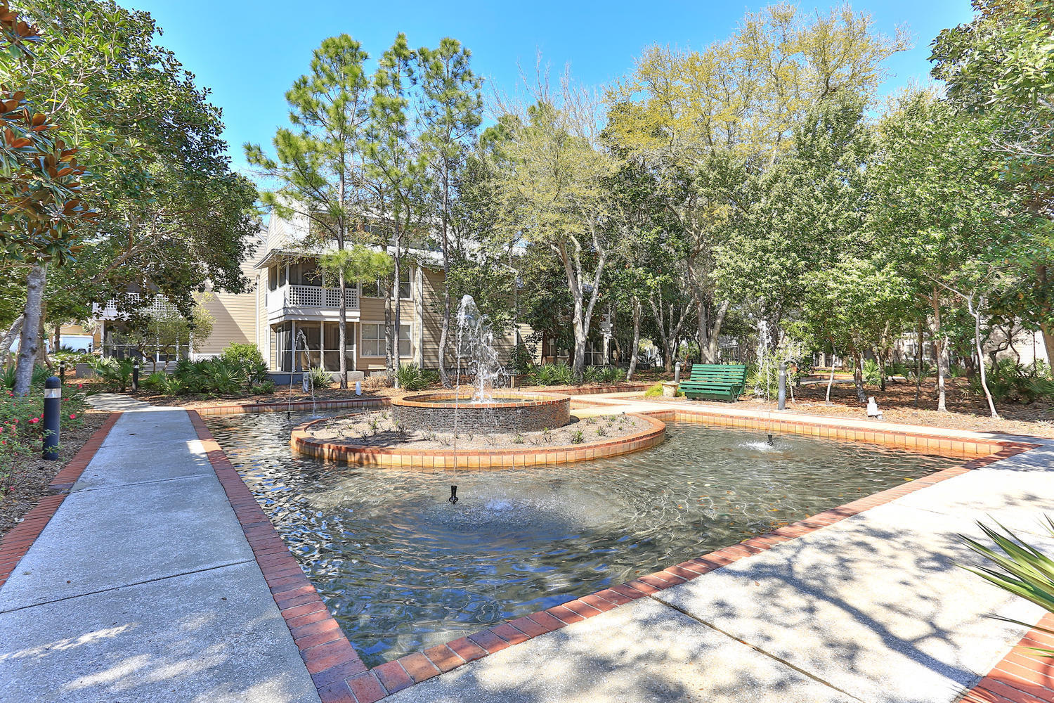 HIDDEN DUNES BEACH COTTAGES 2 - Residential