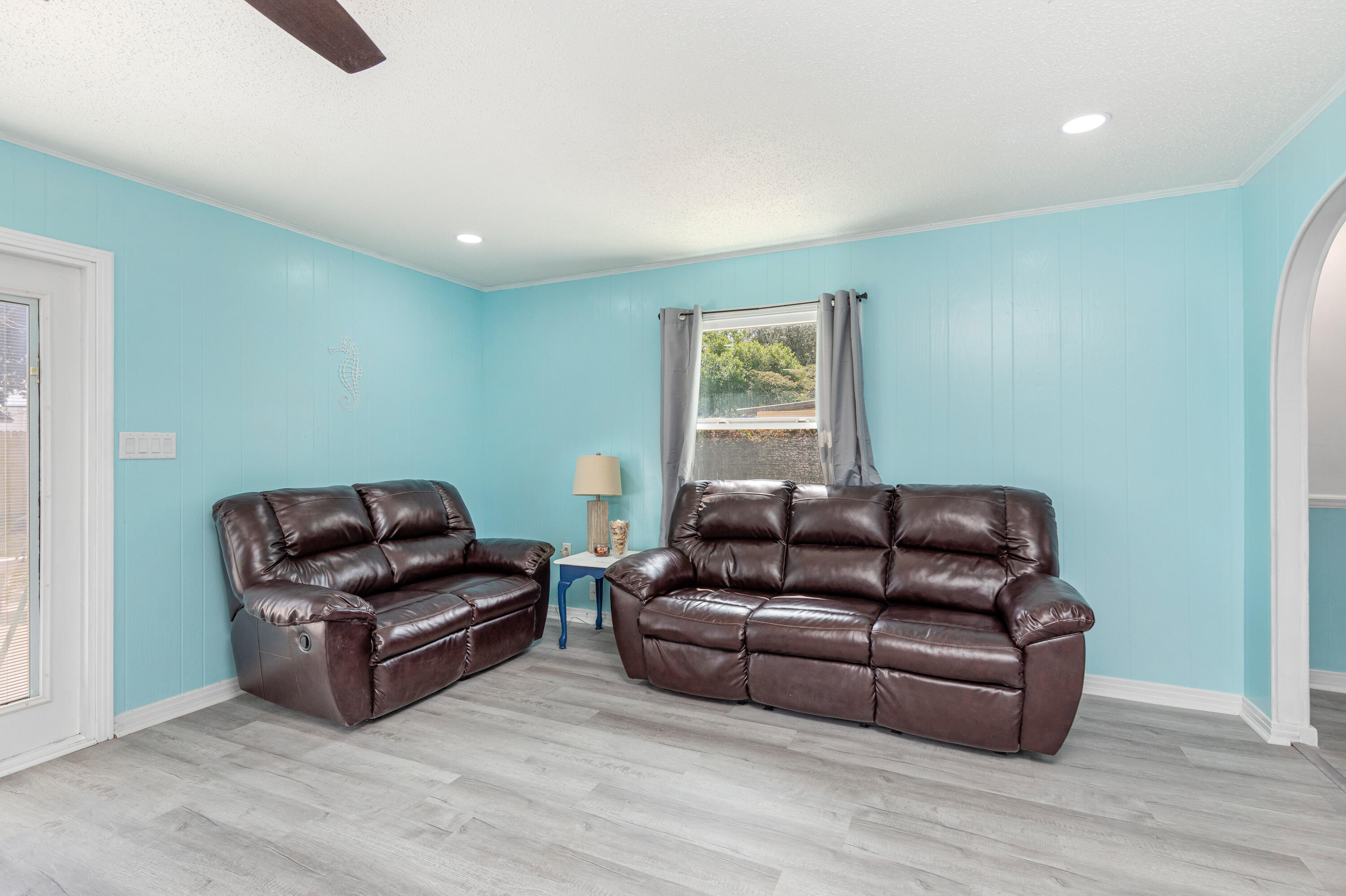 SANTA MARKELLA S/D LOT 4 BLK K - Residential