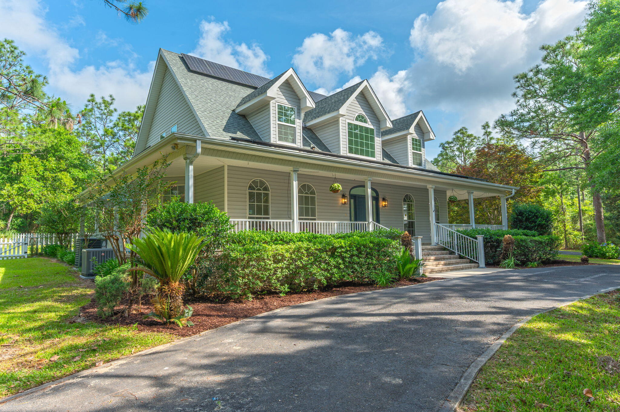 KENNEDY LAKES - Residential