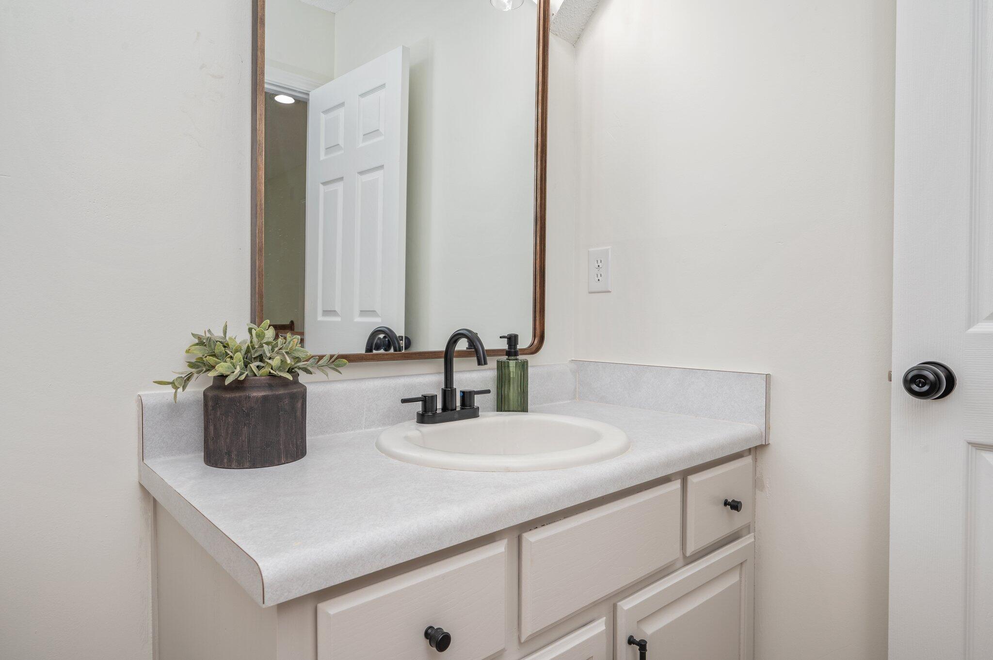 KENNEDY LAKES - Residential